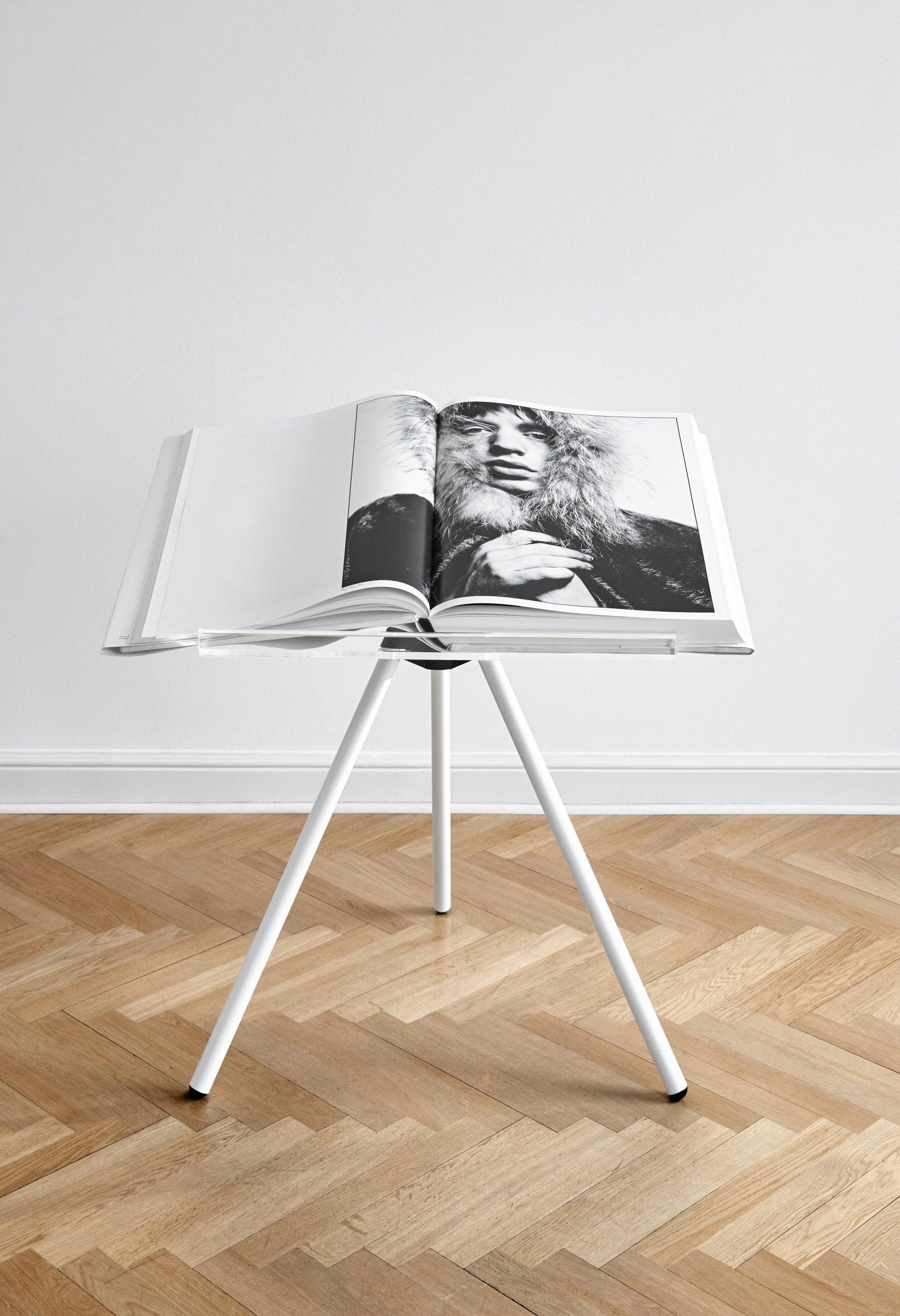 italien David Bailey Sumo, livre signé, édition limitée avec Stand Marc Newson en vente
