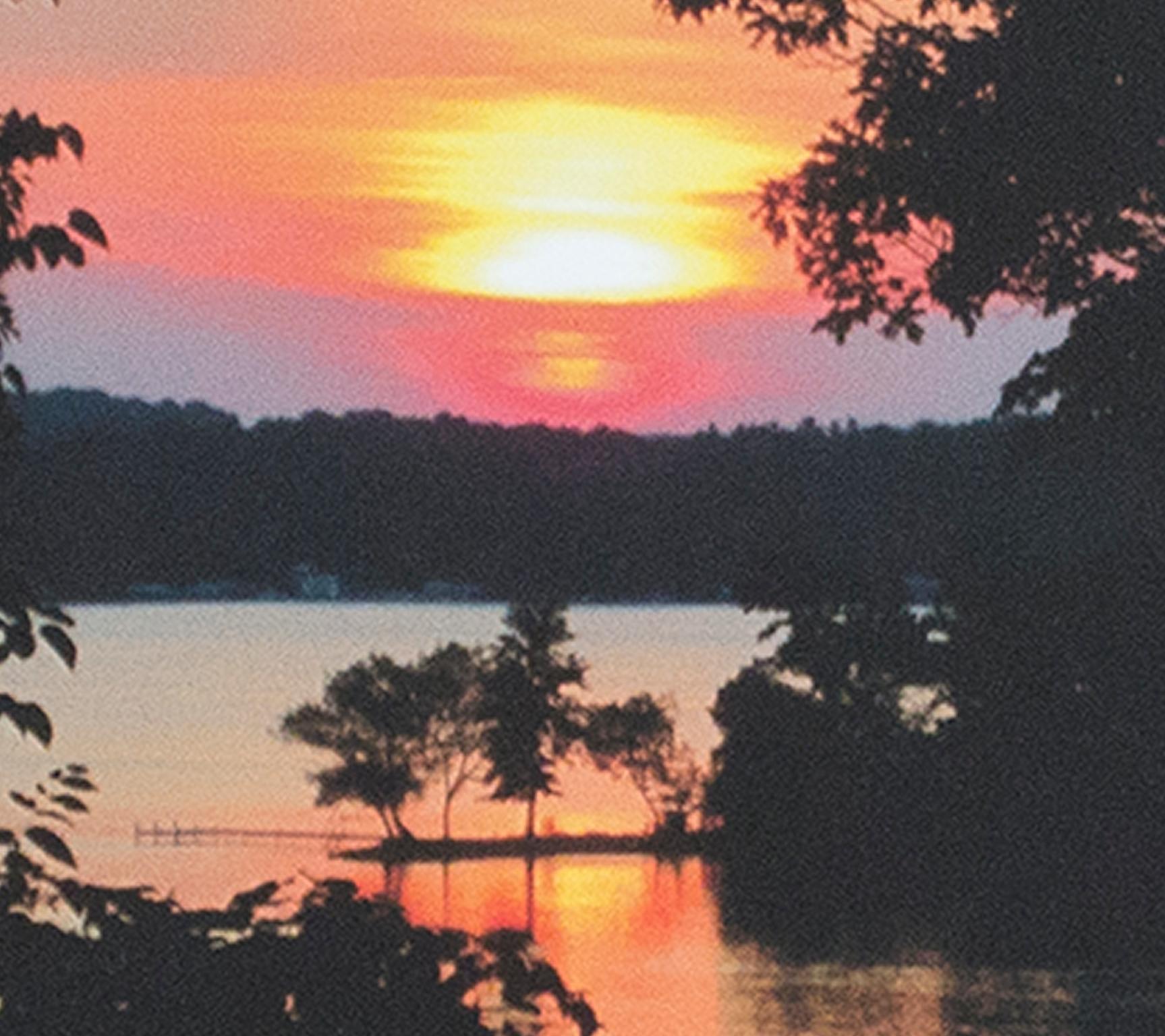« Beaver Lake Sunrise, 9-16-2016 », photographie originale signée par David Barnett en vente 2