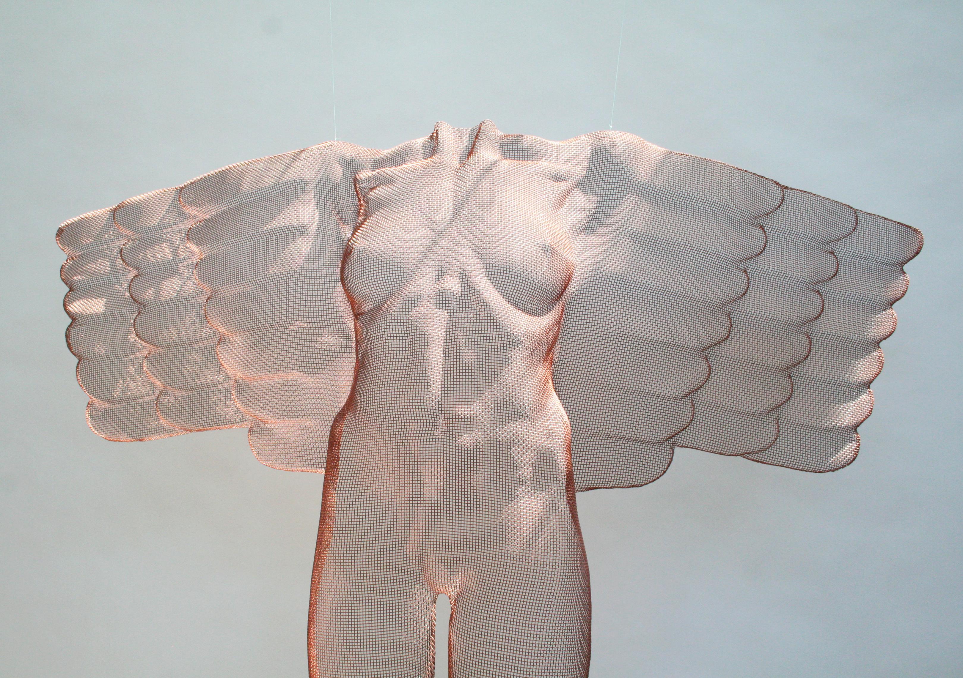 Changel, 2021, Scultura in rete d'acciaio - Nude Sculpture Grigio di David Begbie