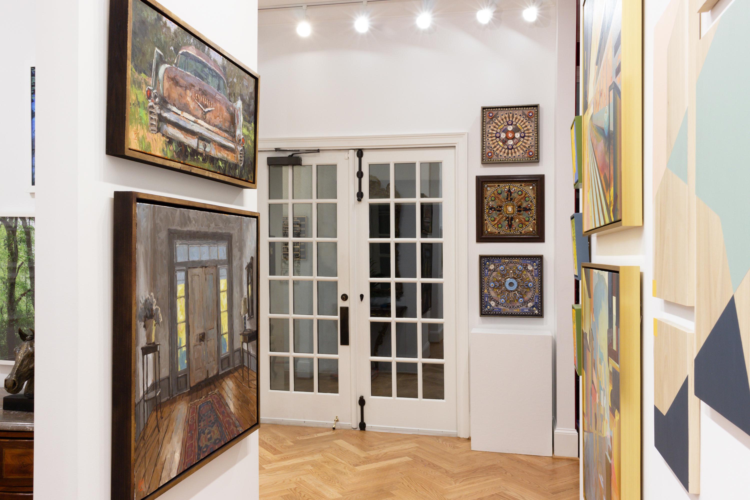 „Dog Trot“ – Inneneinrichtung, Tür, direkte Beobachtung (Impressionismus), Painting, von David Boyd