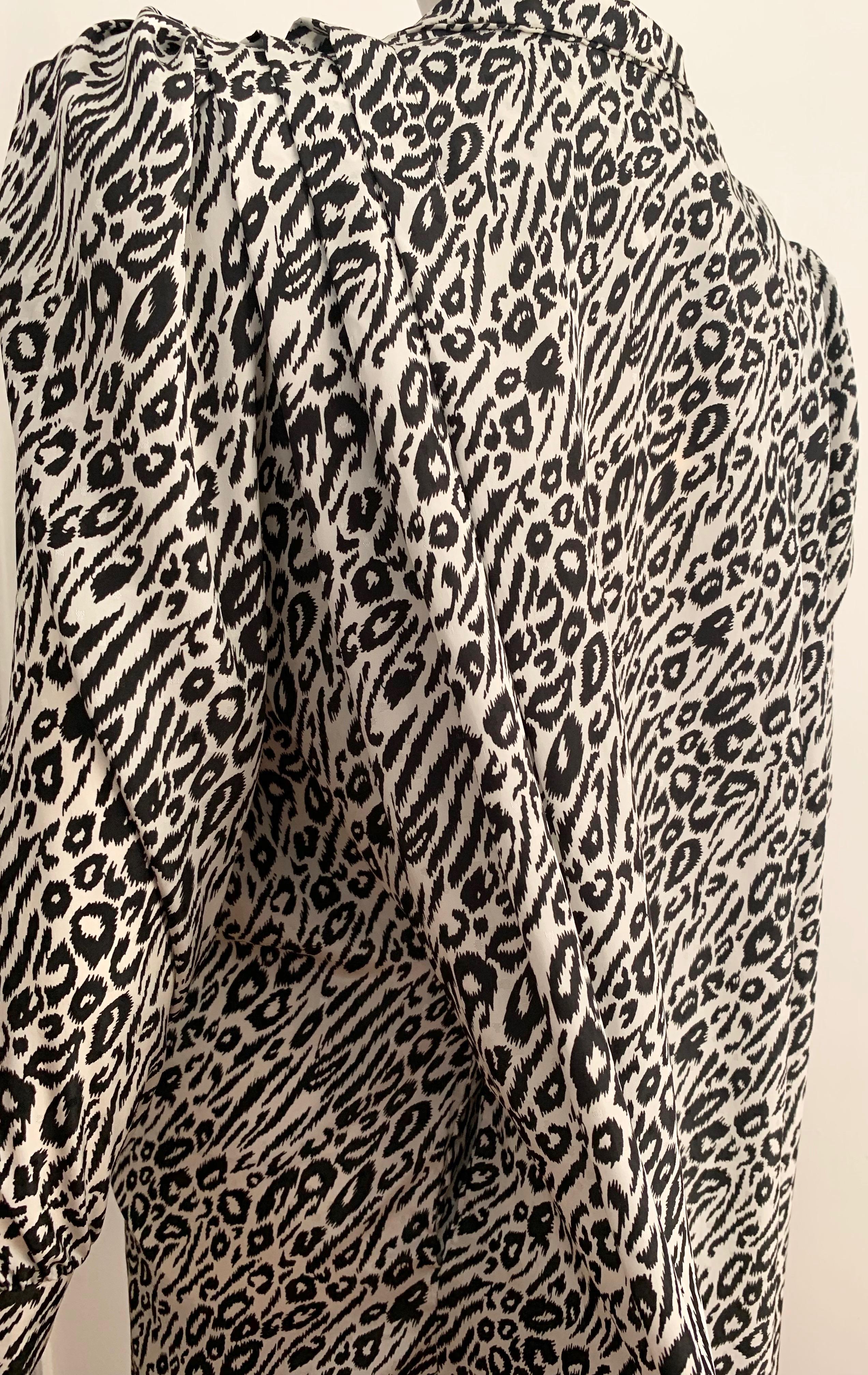 David Brown for Saks Fifth Avenue 1980s Caftan Loungewear Size Fits All. 13