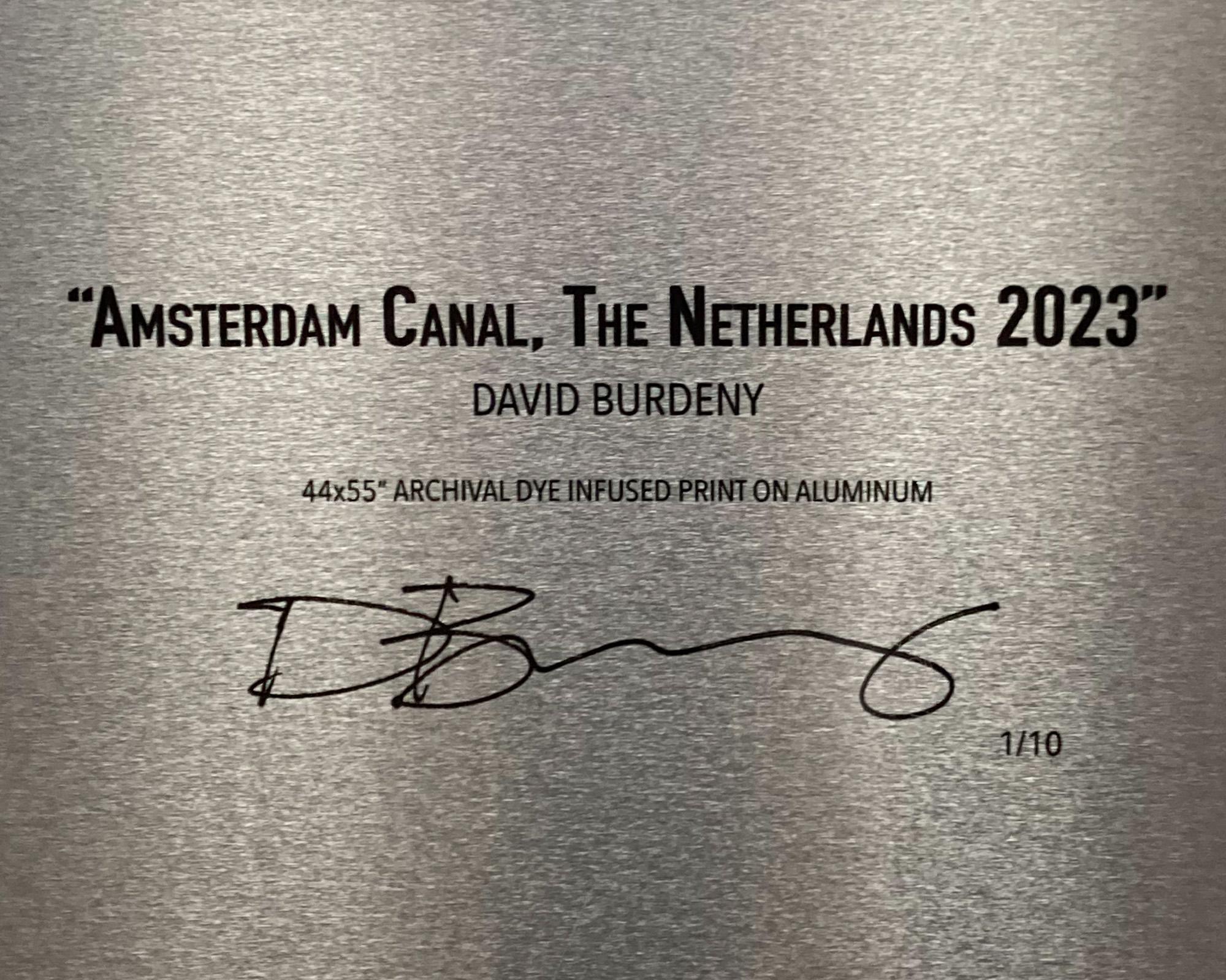 „Amsterdam-Kanal, Niederlande“, Gebäudefotografie auf Aluminium gerahmt im Angebot 2