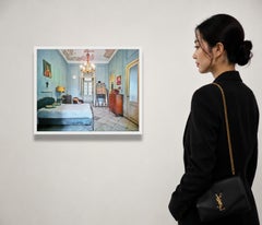 Camera da letto blu, L'Avana, Cuba, stampa a pigmenti d'archivio, incorniciata, edizione di 7 copie