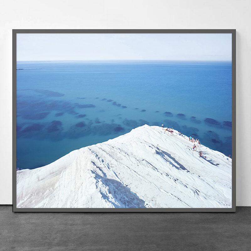 Costazzurra 2, Realmonte, Agrigento, Italia - Photograph Contemporáneo de David Burdeny