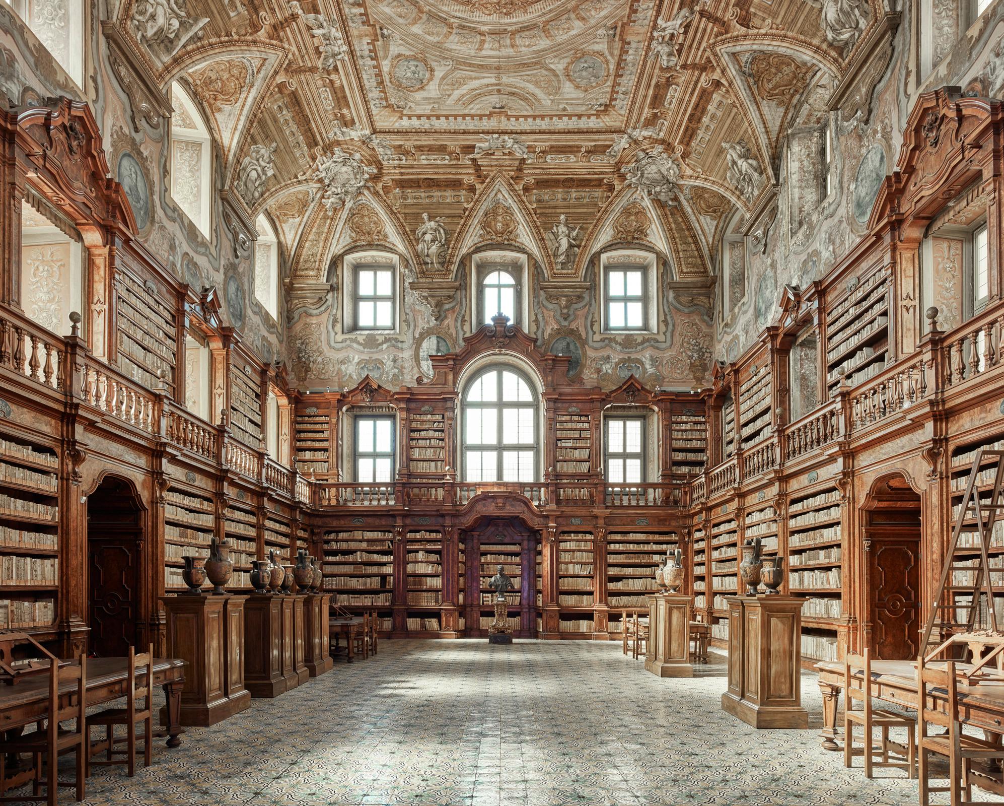 David Burdeny – Bibliothek, Napels, Italien, Fotografie 2016, Druck nach