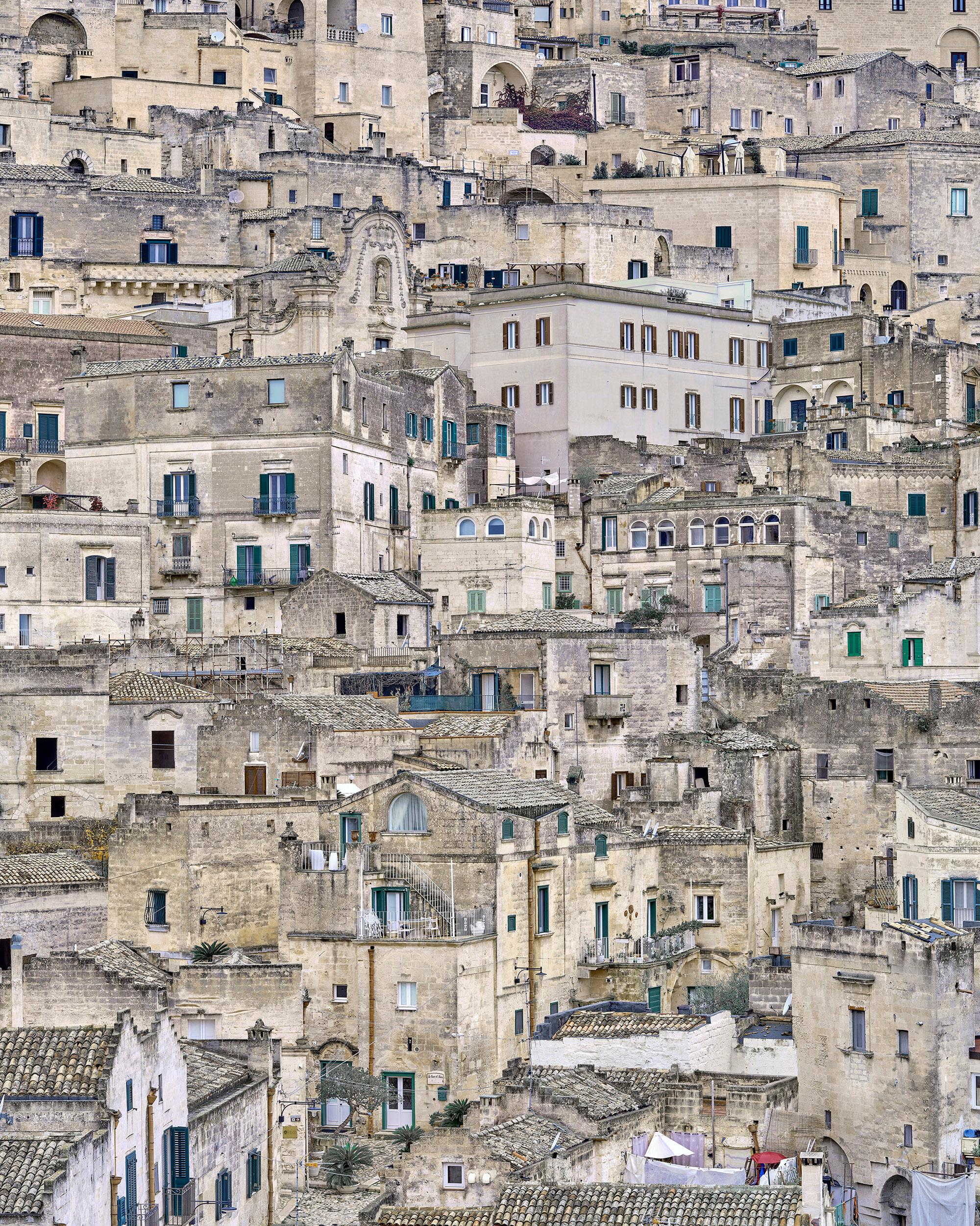 Basilicata, Italy

Available Sizes:
26 x 21 inches: Edition of 7
40 x 32 inches: Edition of 7
55 x 44 inches: Edition of 10
73.5 x 59 inches: Edition of 5

David Burdeny (b. 1968. Winnipeg, Canada) graduated with a Masters in Architecture and
