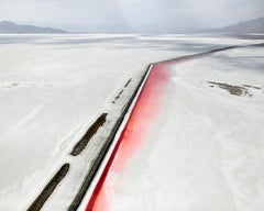 David Burdeny - Red Canal, Great Salt Lake, UT, Photographie 2017, Impression d'après.