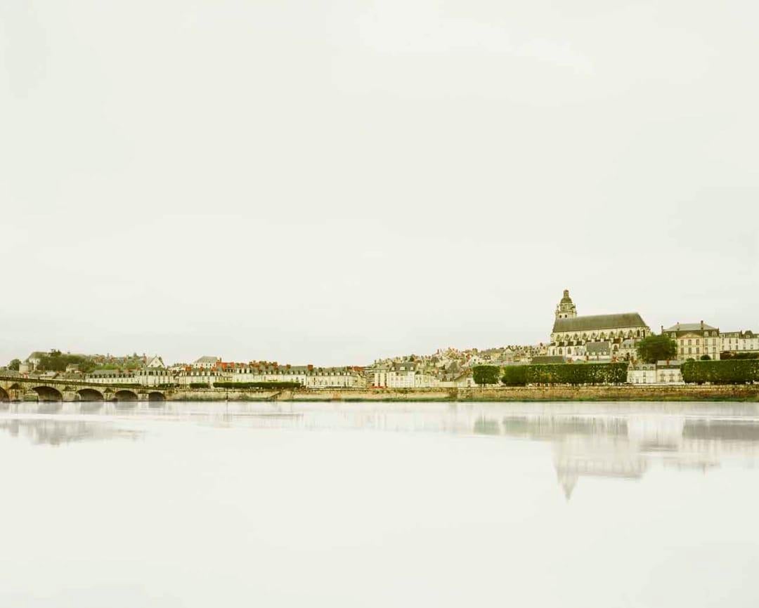 David Burdeny – Fluss Loire, Blois, Frankreich, Fotografie 2009, Nachdruck