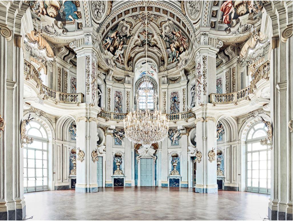 David Burdeny Color Photograph – Rotunda, Stupinigi-Palast, Piedmont, Italien