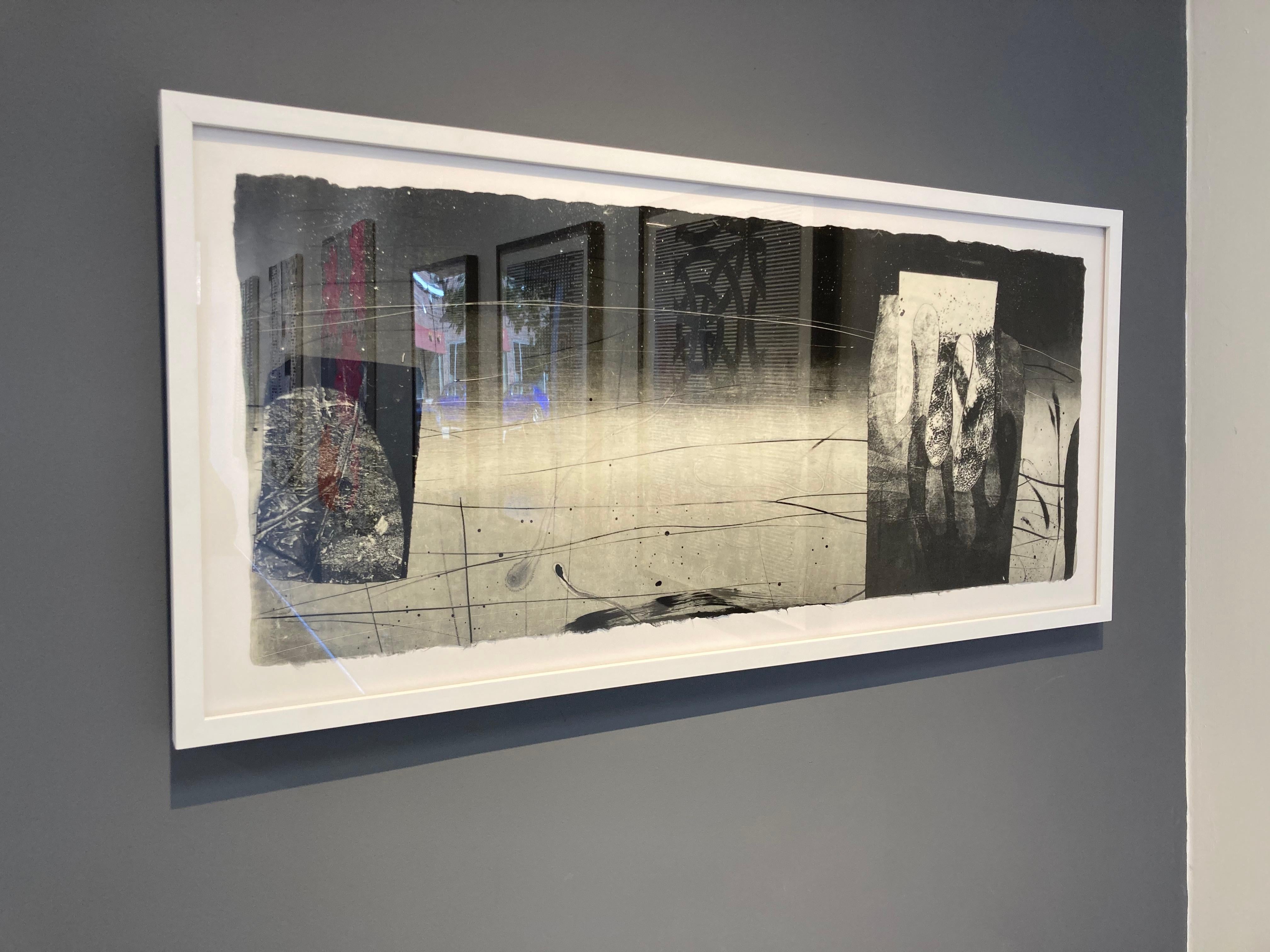 Contrails and Slipstream 36 - Horizontal Geometrische abstrakte Monotypie, 2003 (Schwarz), Abstract Print, von David Collins