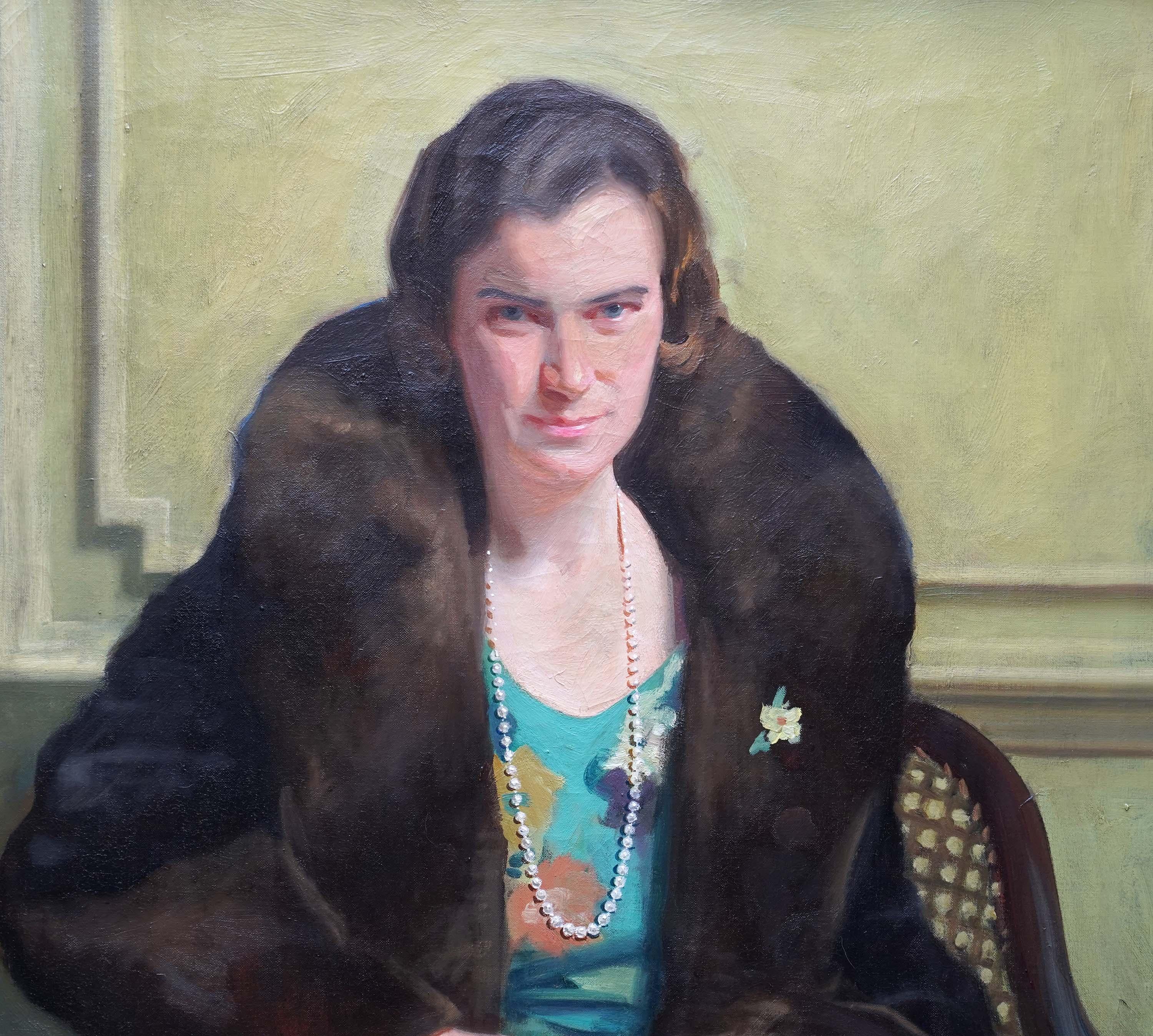 Porträt einer Dame in grünem Kleid - schottisches Art-Déco-Ölgemälde aus den 1930er Jahren (Art déco), Painting, von David Cowan Dobson