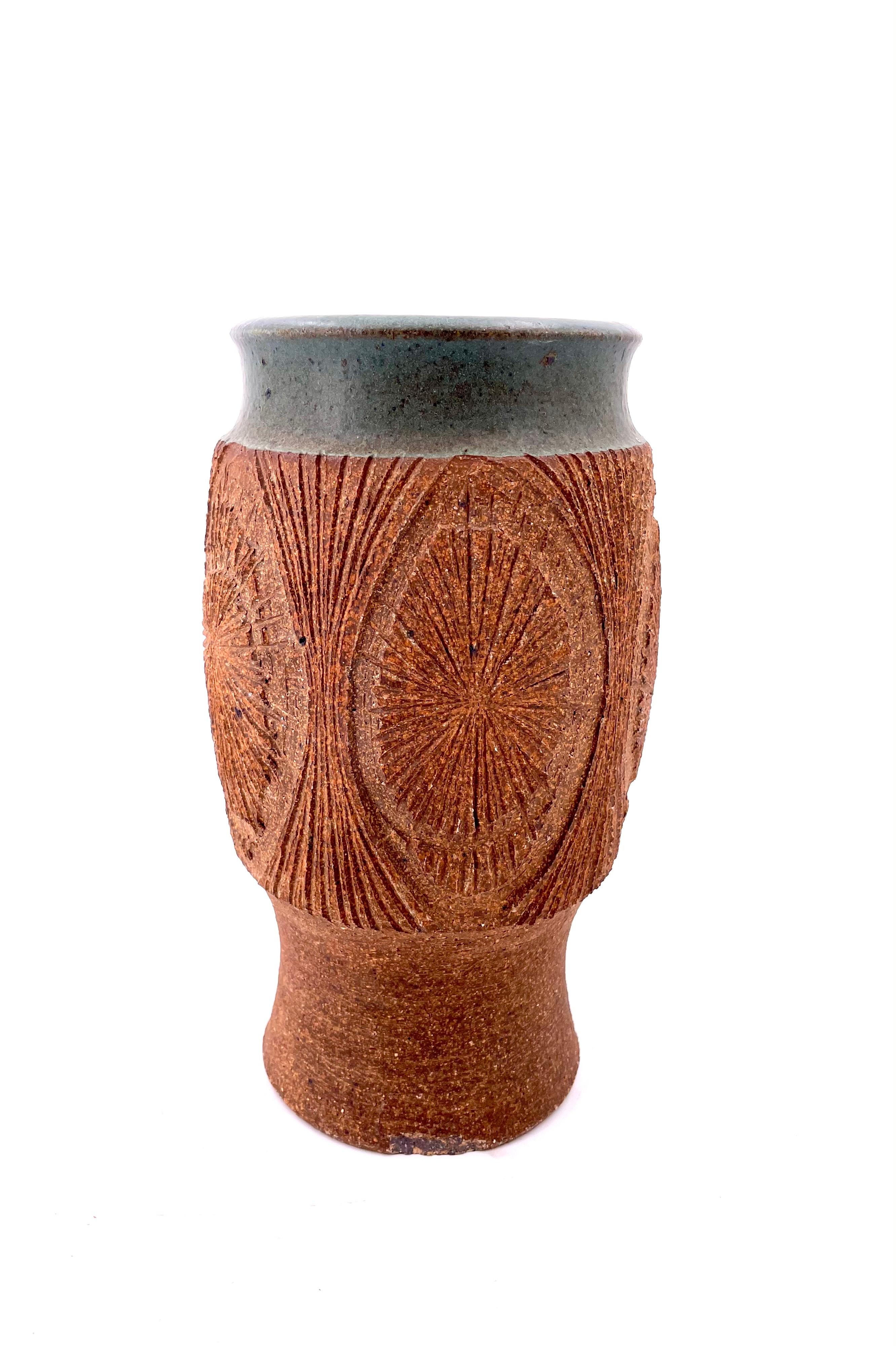 Mid-Century Modern David Cressey and Robert Maxwell Earthgender Rare Vase Signed