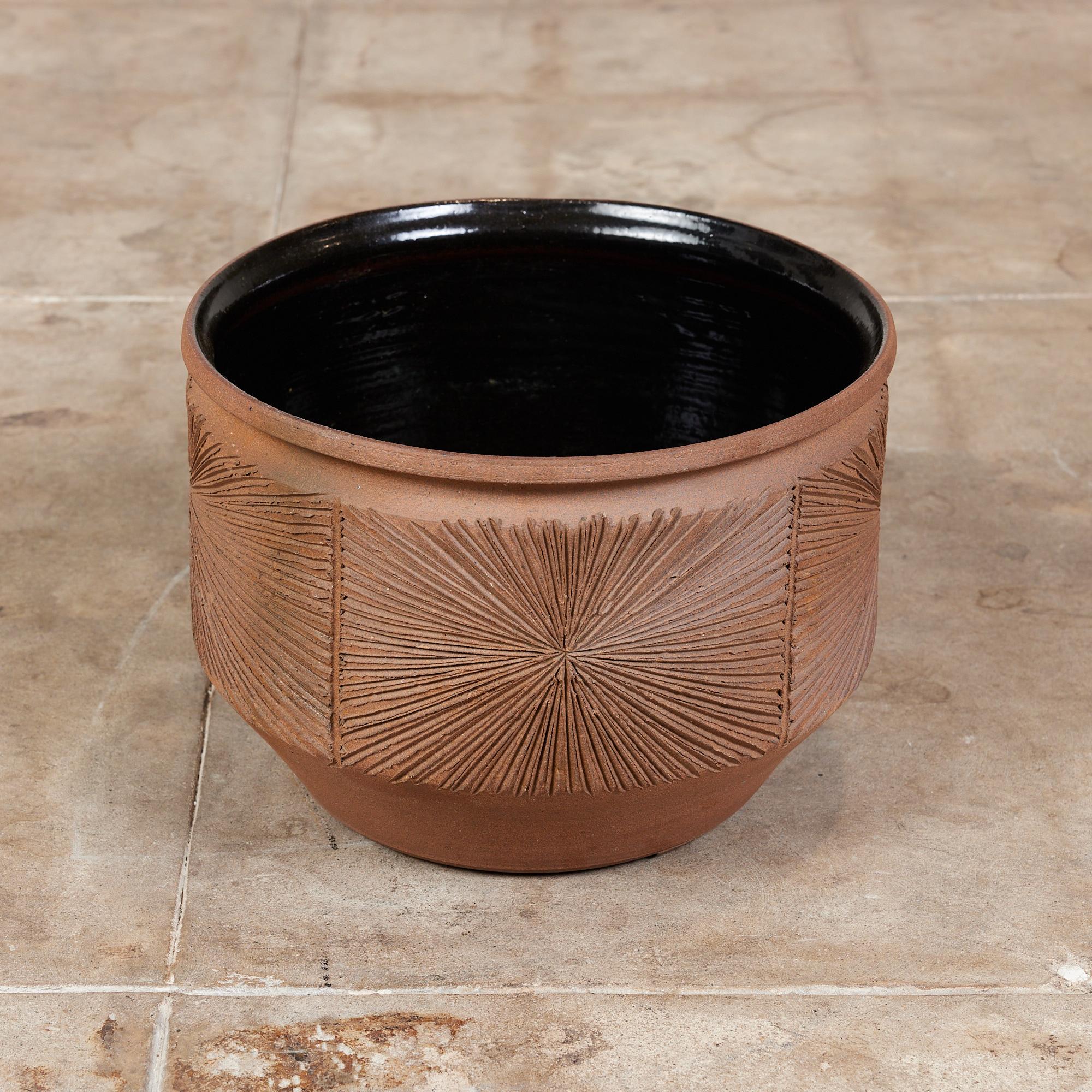 American David Cressey and Robert Maxwell Sunburst Bowl Planter for Earthgender For Sale