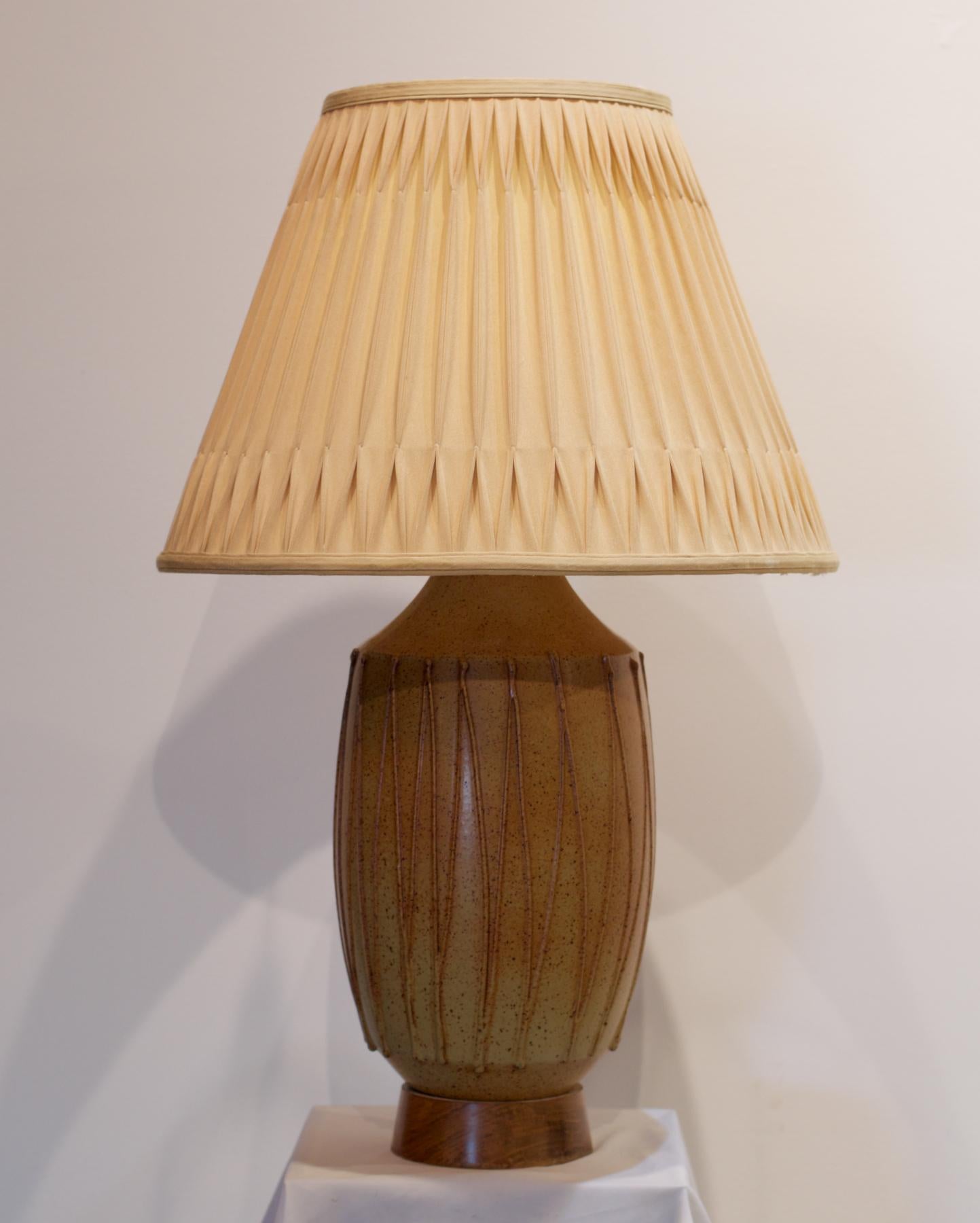 Mid-Century Modern David Cressey Ceramic Pottery Lamp  For Sale