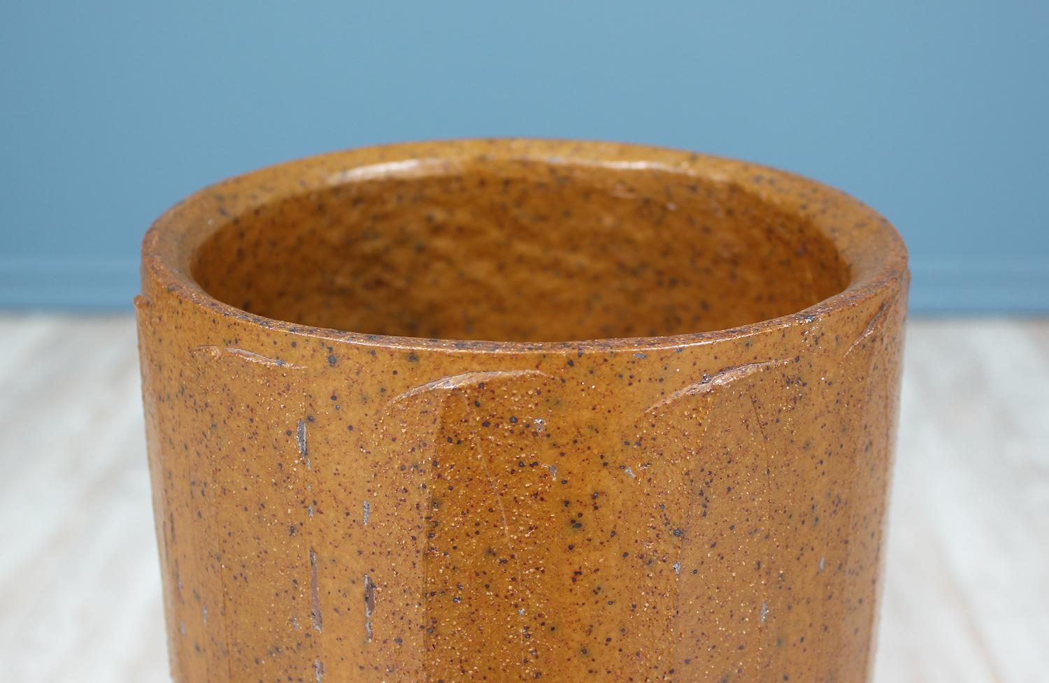 David Cressey Ceramic Ribbed Planter for Architectural Pottery In Excellent Condition In Los Angeles, CA