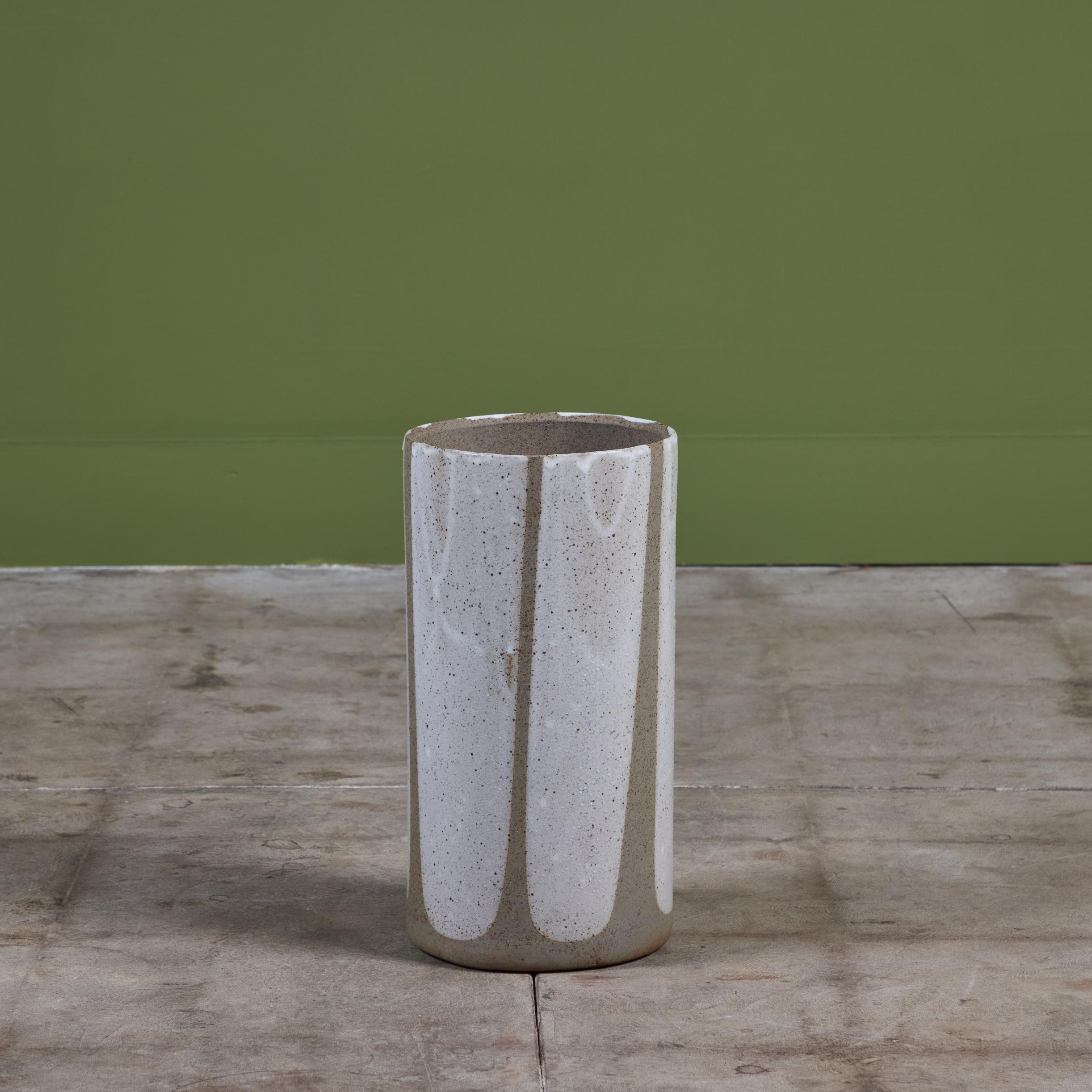 Smaltato David Cressey Vaso cilindrico con smalto a fiamma per Architectural Pottery in vendita