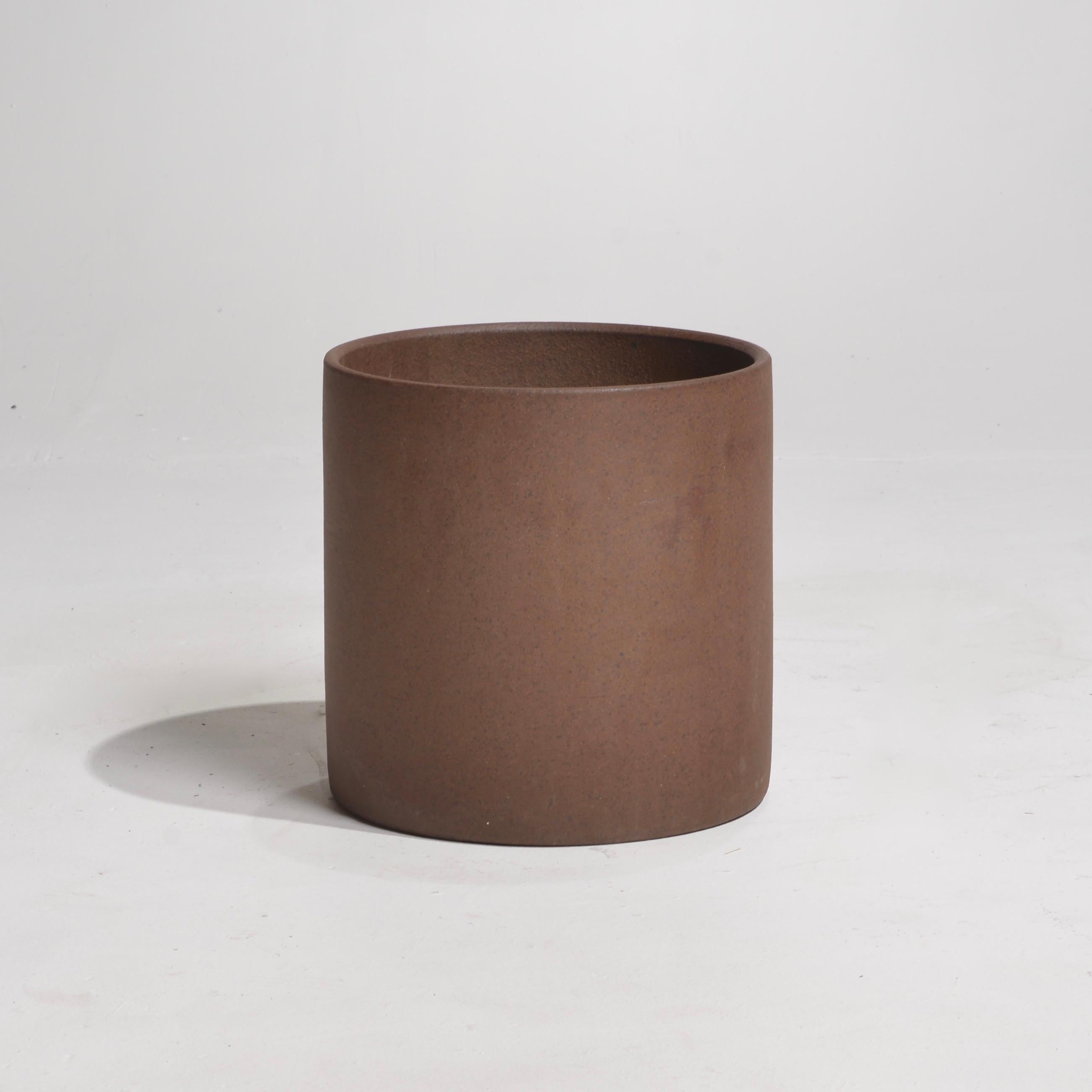 David Cressey cylindrical stoneware planter for Architectural Pottery. Architectural Pottery was a Los Angeles company founded in 1950 by Max and Rita Lawrence. Prominent architects such as Pierre Koenig and Richard Neutura favored the pottery line