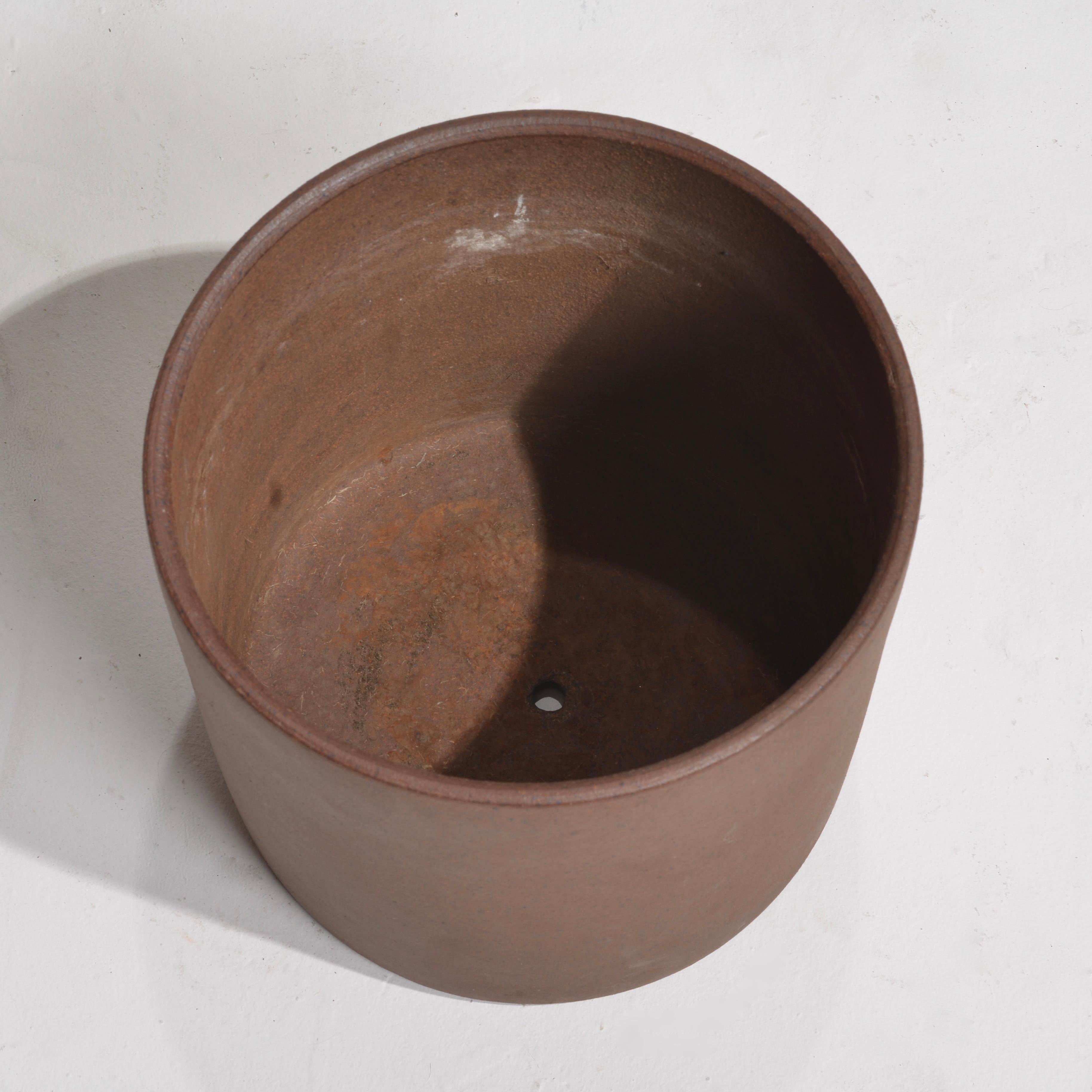 Zylindrisches Pflanzgefäß aus Steingut von David Cressey für Architectural Pottery (Keramik) im Angebot