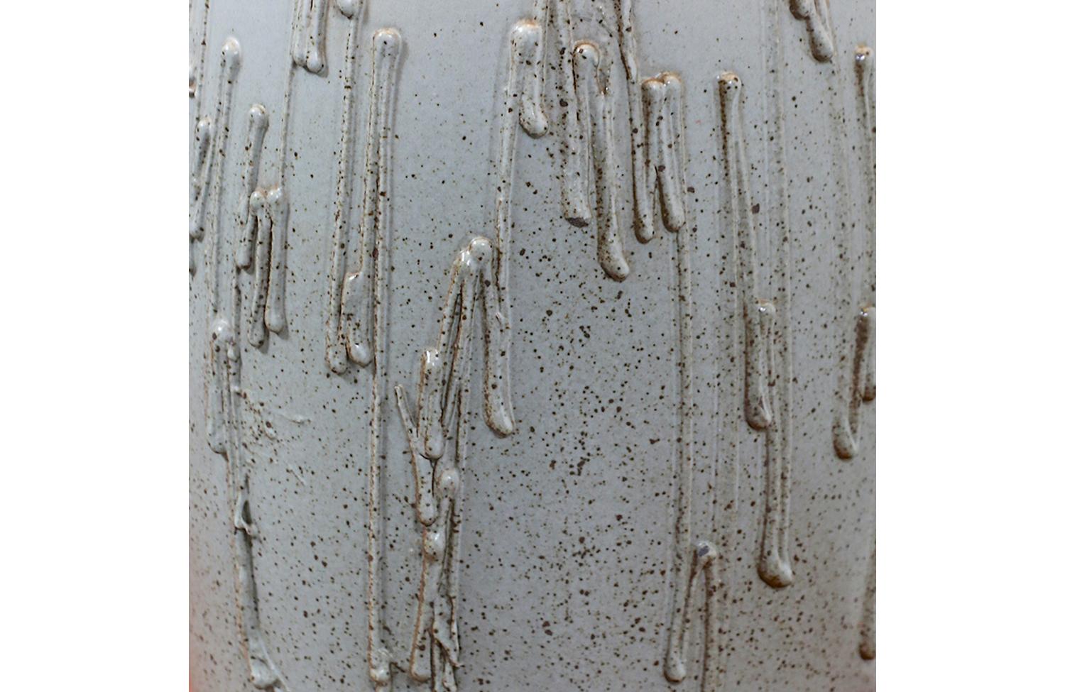 Keramik-Tischlampe mit glasierter Tropftextur von David Cressey für Architectural Pottery im Angebot 1