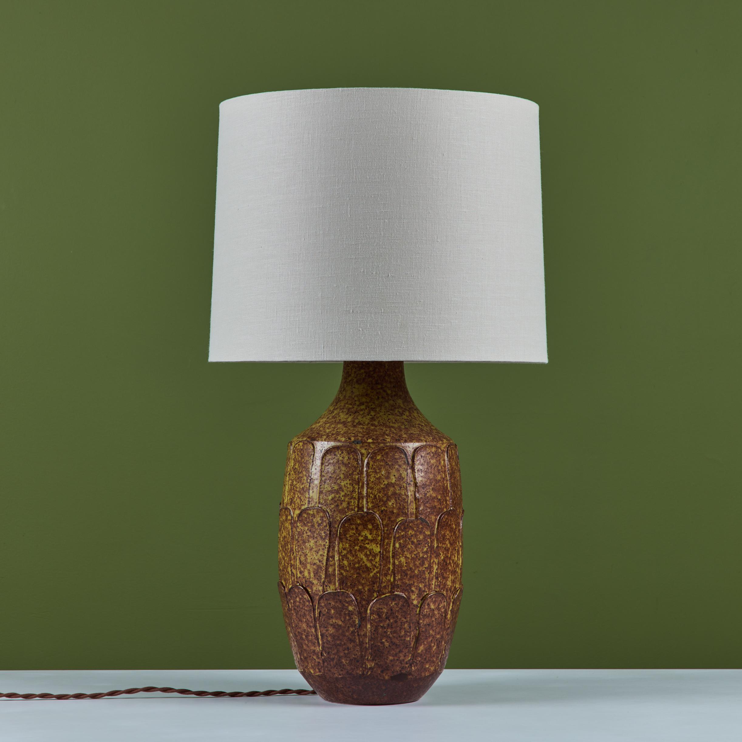 David Cressey Glazed Stoneware Leaf Lamp In Excellent Condition In Los Angeles, CA