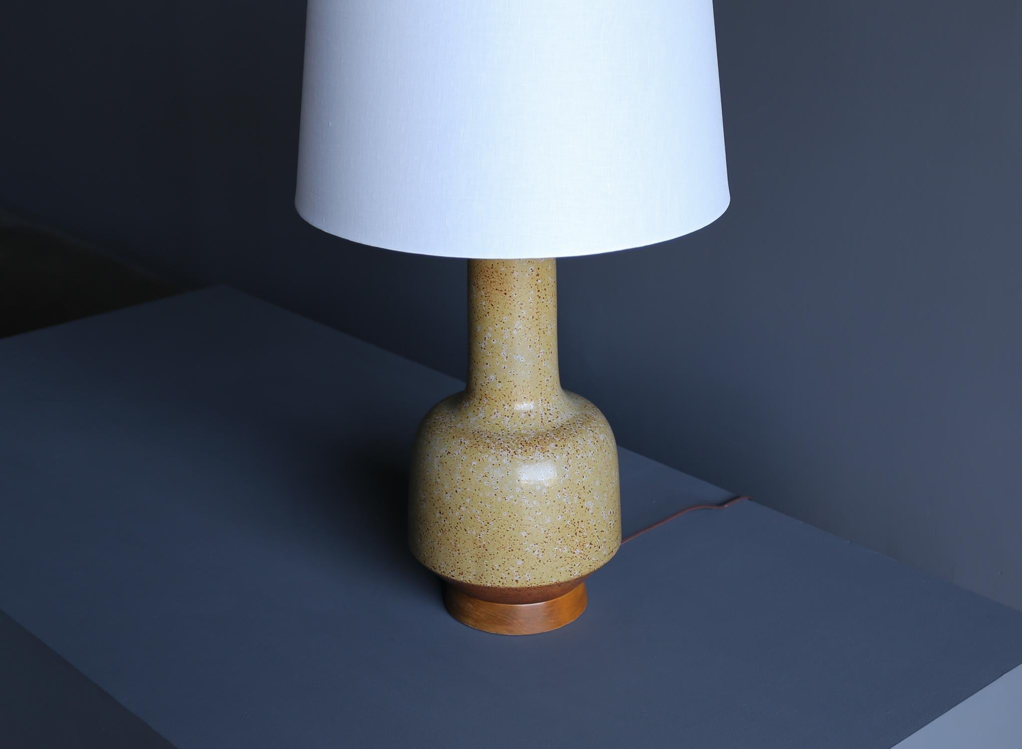 Lampe en cramique  grande chelle de David Cressey, vers 1970 en vente 4