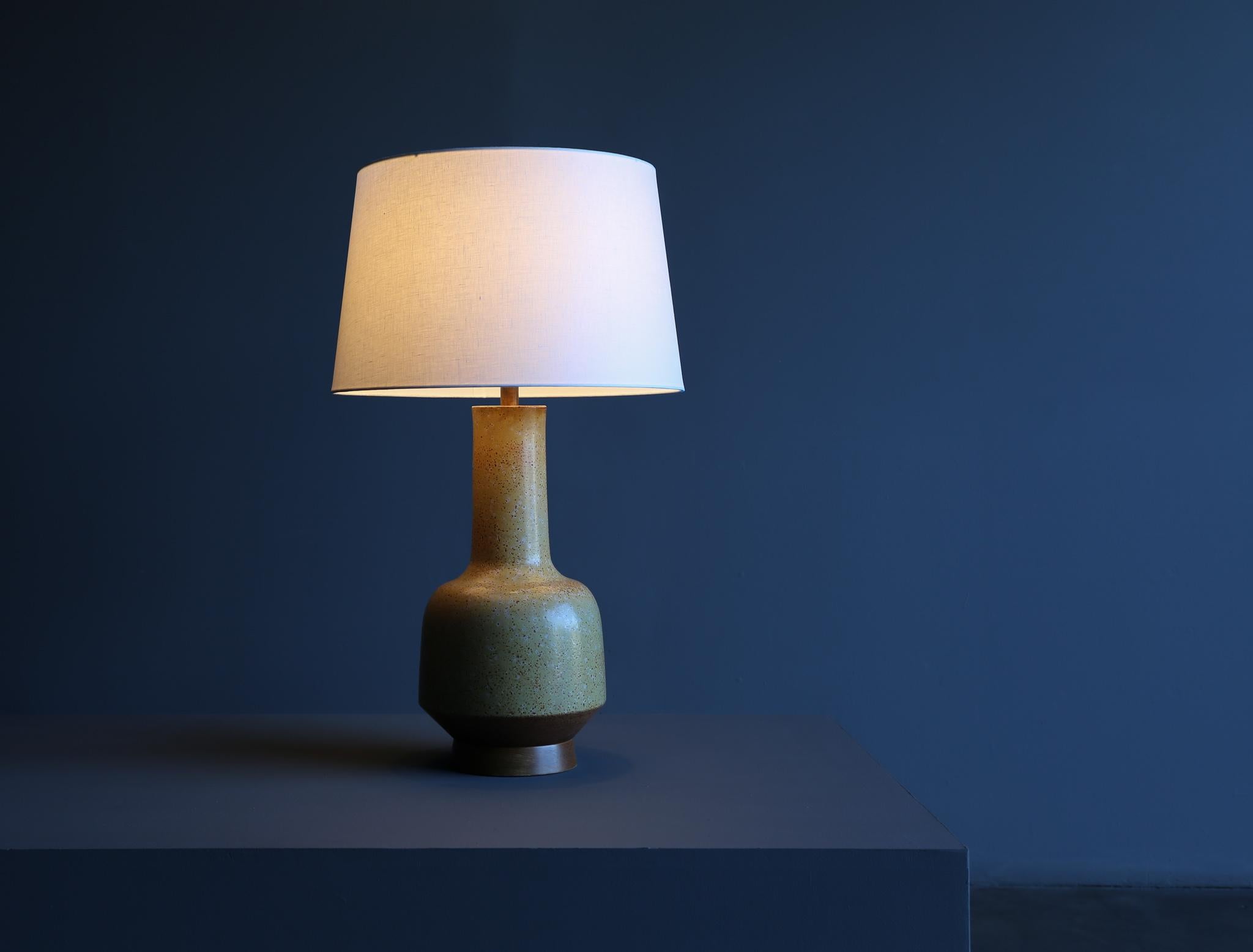 20ième siècle Lampe en cramique  grande chelle de David Cressey, vers 1970 en vente