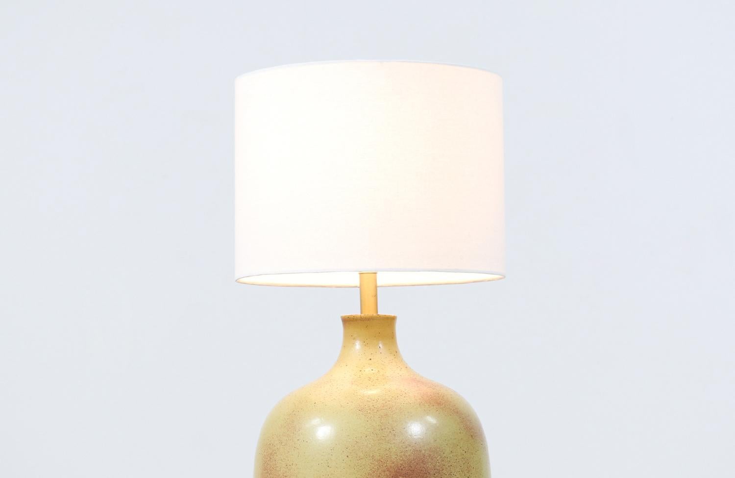 Mid-Century Modern David Cressey Olive Green Pro Artisan Ceramic Table Lamp for Architectural Potte For Sale