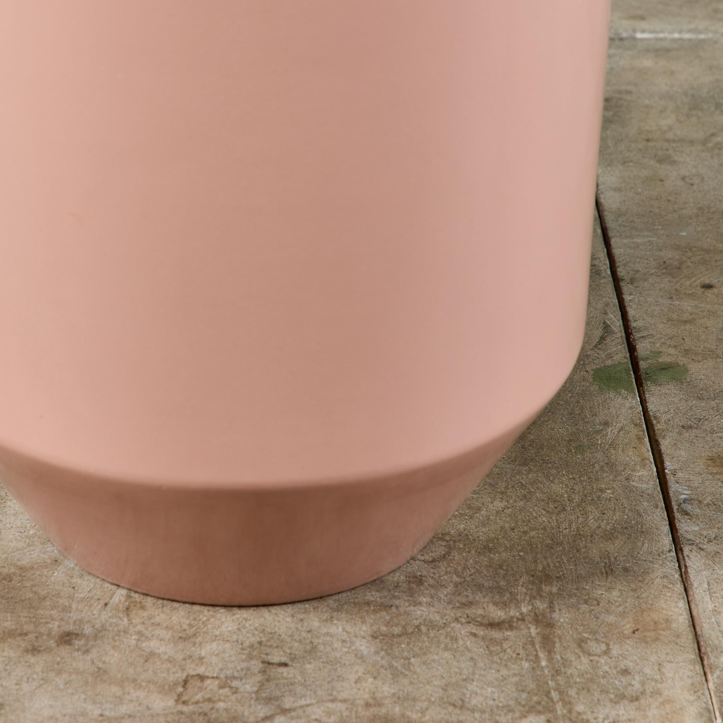 David Cressey Pink Glazed Bullet Planter pour Architectural Pottery en vente 8