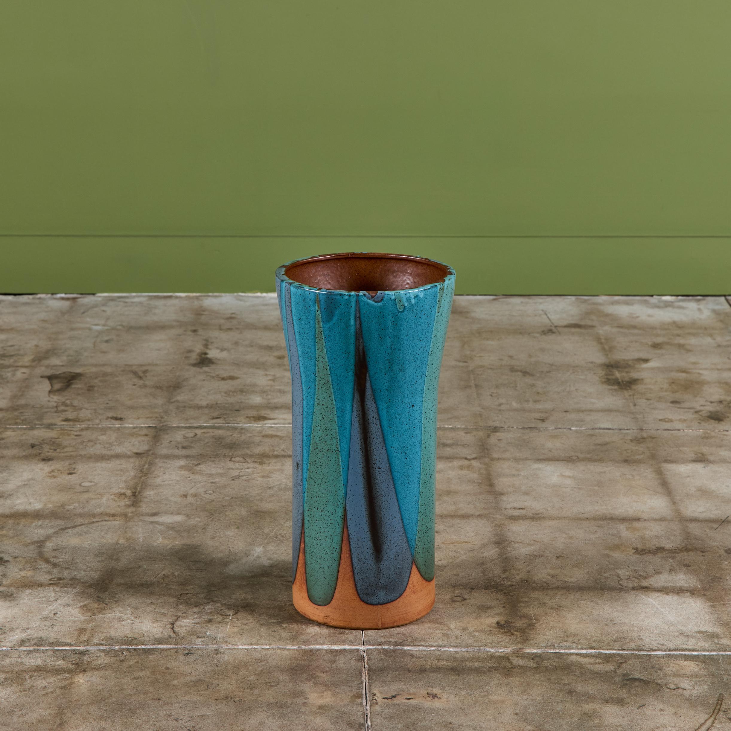 David Cressey Pro/Artisan Urna di sabbia blu smaltata a fiamma per Architectural Pottery In condizioni ottime in vendita a Los Angeles, CA