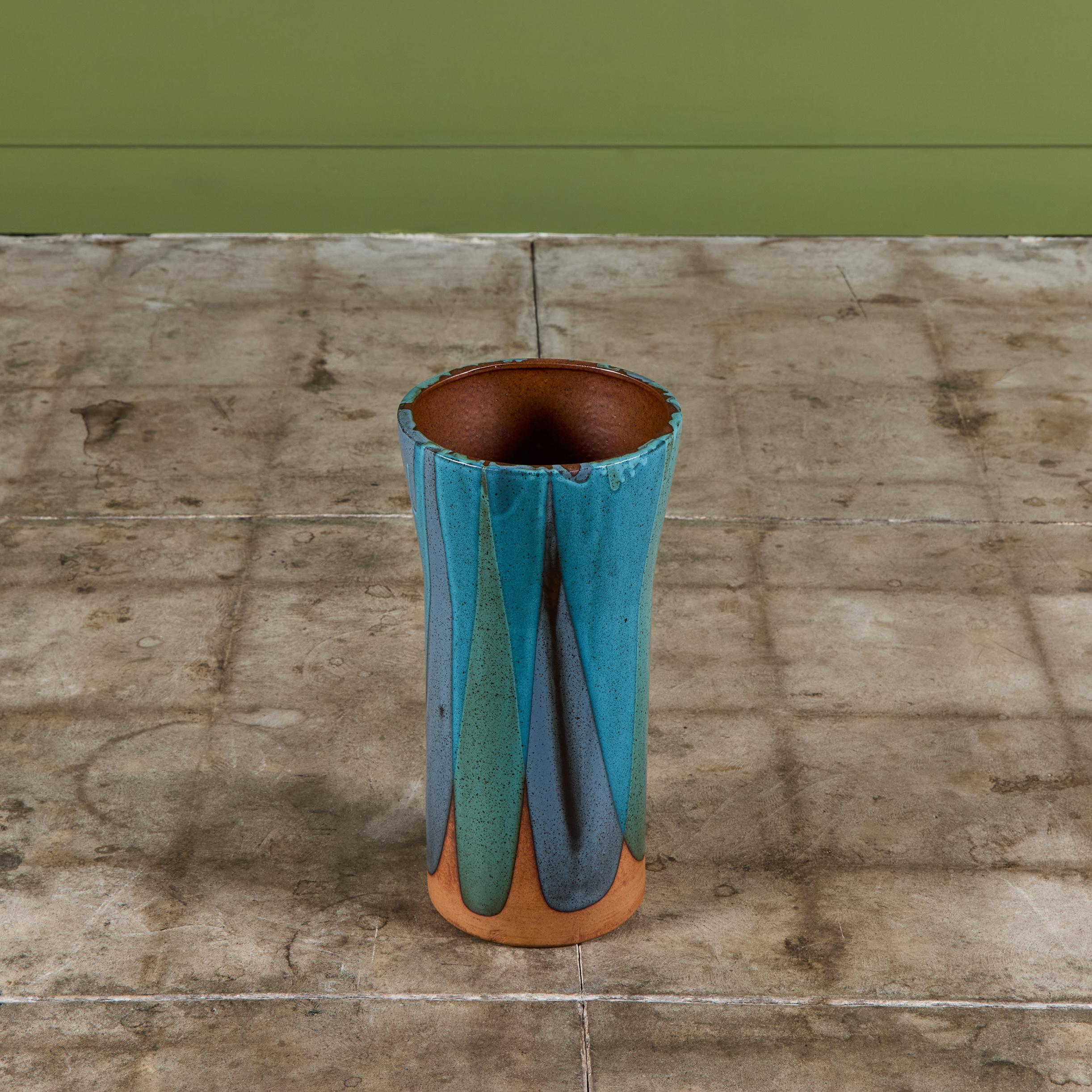 David Cressey Pro/Artisan Urna di sabbia blu smaltata a fiamma per Architectural Pottery in vendita 1
