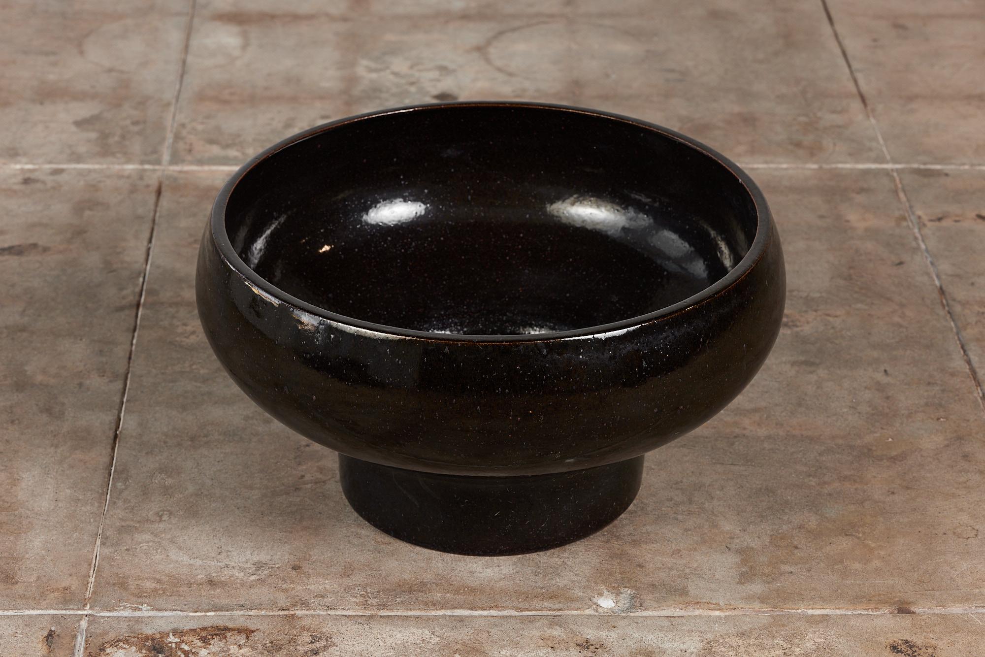 David Cressey Pro/Artisan Charcoal Glazed Bowl Planter In Good Condition For Sale In Los Angeles, CA