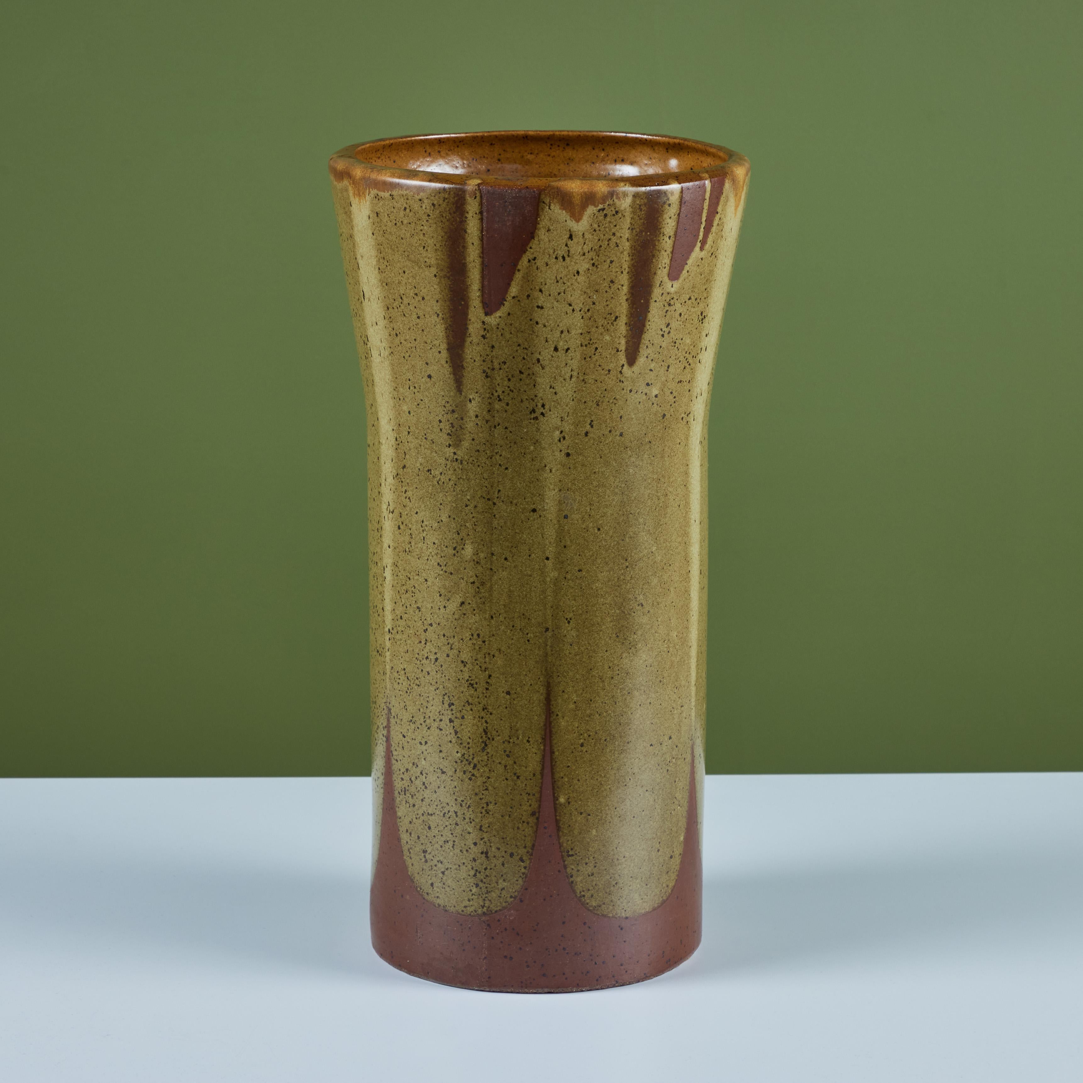 David Cressey Pro/Artisan Flame-Glaze Urn for Architectural Pottery (Urne pour poterie architecturale) Excellent état - En vente à Los Angeles, CA