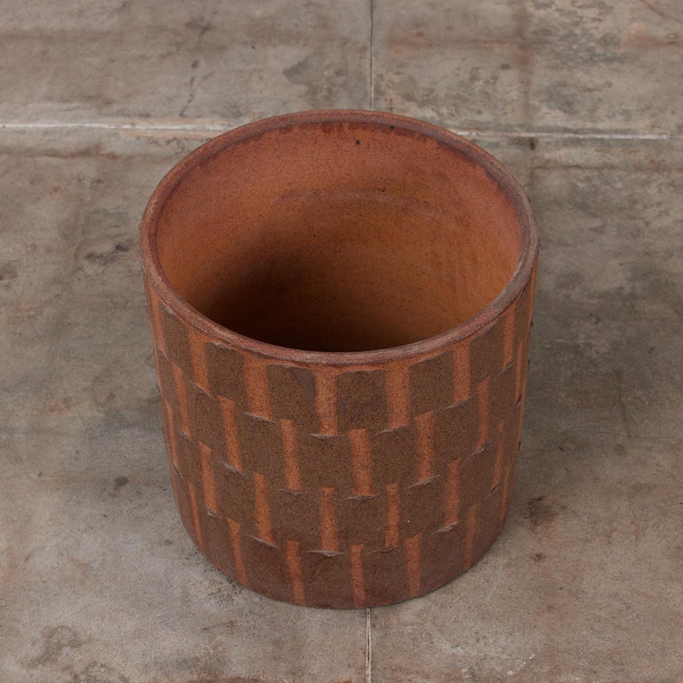 David Cressey Ribbed Stoneware Pro/Artisan Planter for Architectural Pottery 3