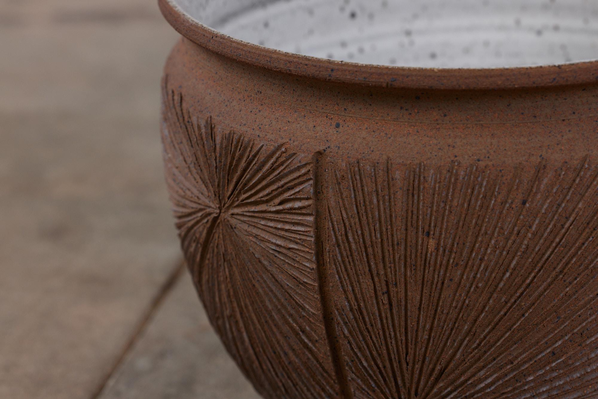 David Cressey & Robert Maxwell for Earthgender “Sunburst” Bowl Planter In Excellent Condition In Los Angeles, CA