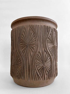 David Cressey & Robert Maxwell for Earthgender “Sunburst” Planter, 1970s, Cerami