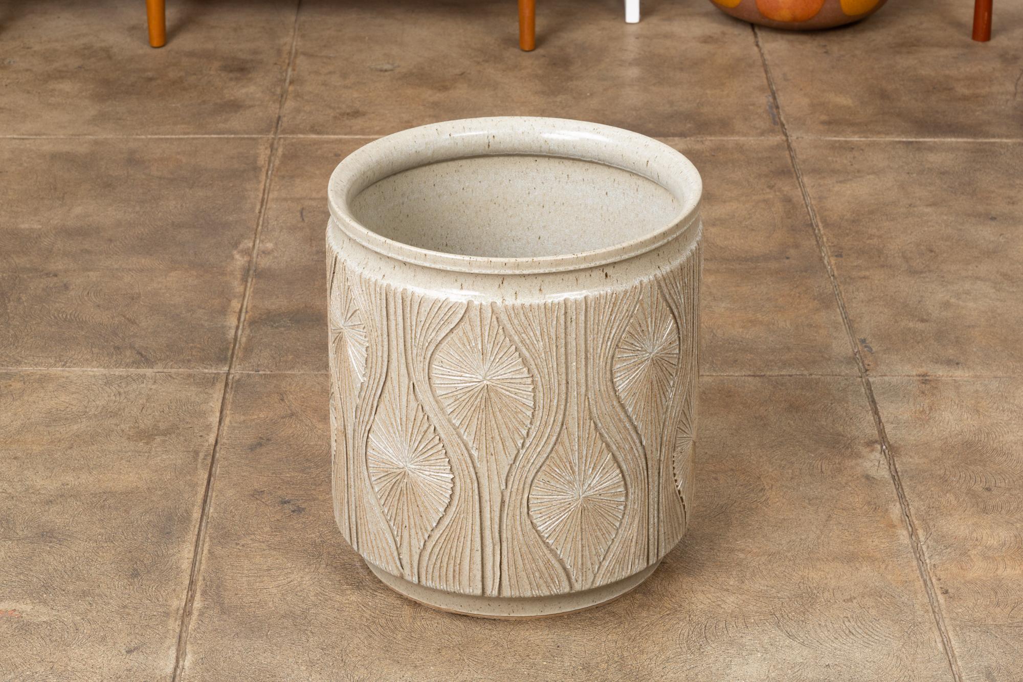 Mid-Century Modern David Cressey & Robert Maxwell for Earthgender “Teardrop Sunburst” Planter