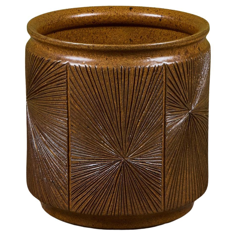 David Cressey 
Robert Maxwell “Sunburst” Ochre Planter for Earthgender