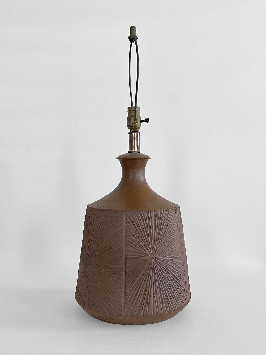 American David Cressey & Robert Maxwell, Table Lamp, Sunburst, 1970s For Sale