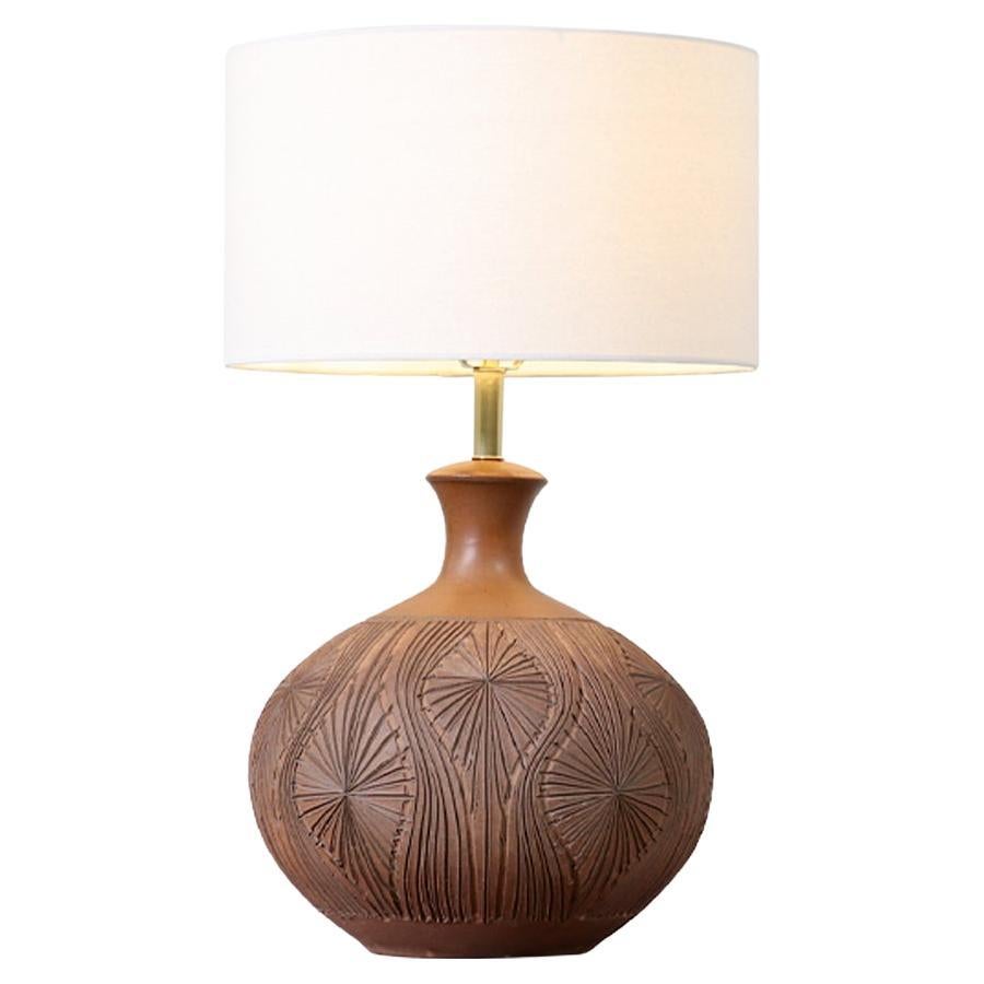 David Cressey & Robert Maxwell "Teardrop Sunburst" Ceramic Table Lamp for Earthg For Sale