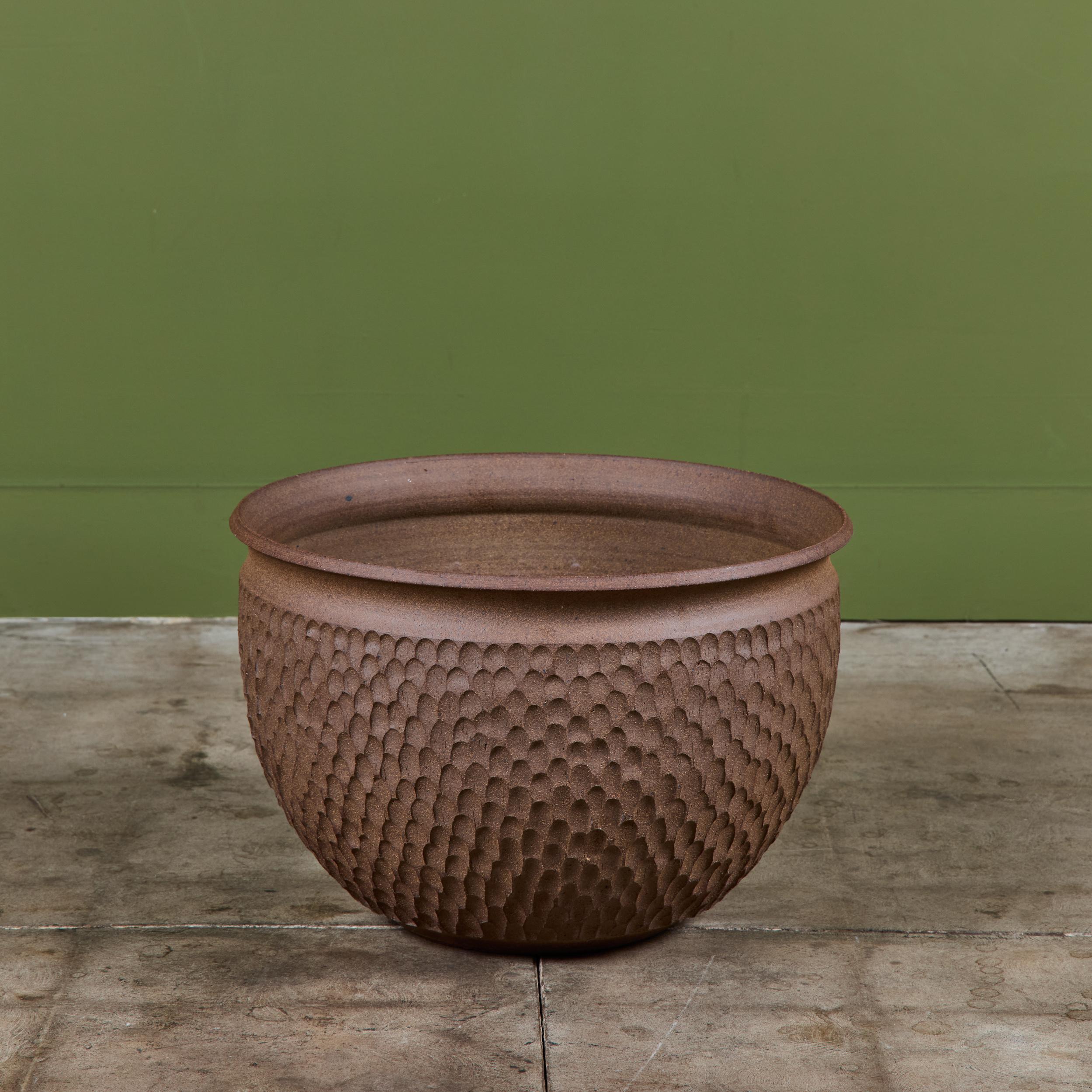 David Cressey & Robert Maxwell “Thumbprint” Bowl Planter for Earthgender im Zustand „Gut“ im Angebot in Los Angeles, CA