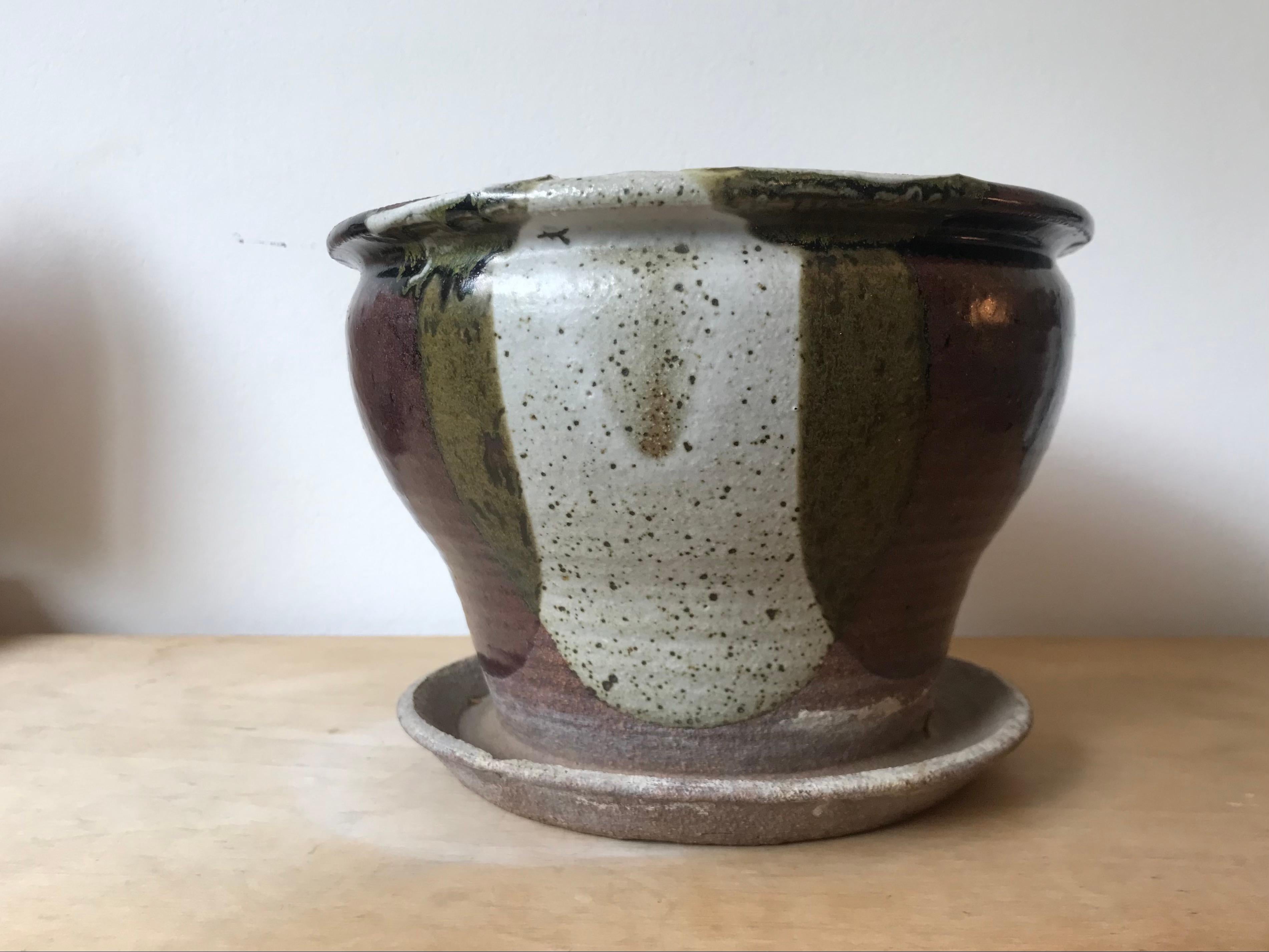 Great California design.
Rare scale.
These small planters were wheel thrown and made in limited production for the gift shop at Architectural Pottery Los Angeles.
Made with Cressey's own 