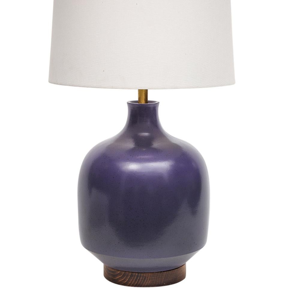 David Cressey Table Lamp, Glazed, Ceramic. Large California Modern hand-thrown glazed pottery lamp mounted on a 1.5 inch walnut base. The ceramic lamp body measures 17 inches. The measurement from the base to the socket is 23.5 inches. The shade
