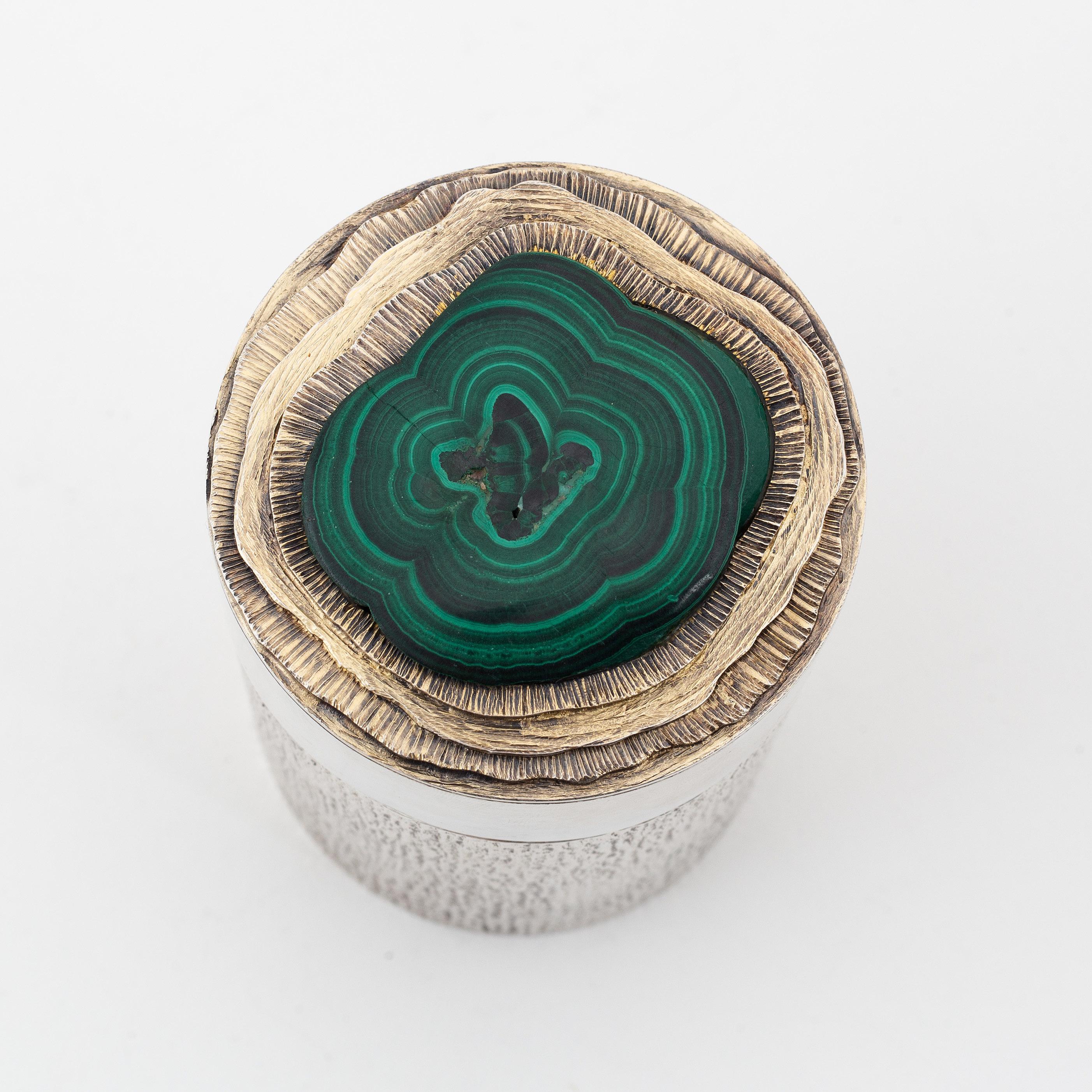 Mid-Century Modern David Deakin Silver and Malachite Box for Deakin & Francis England 1970 Signed For Sale