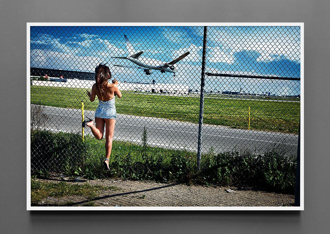Coming Home par David Drebin, photographie d'art à tirage limité encadrée en vente 2