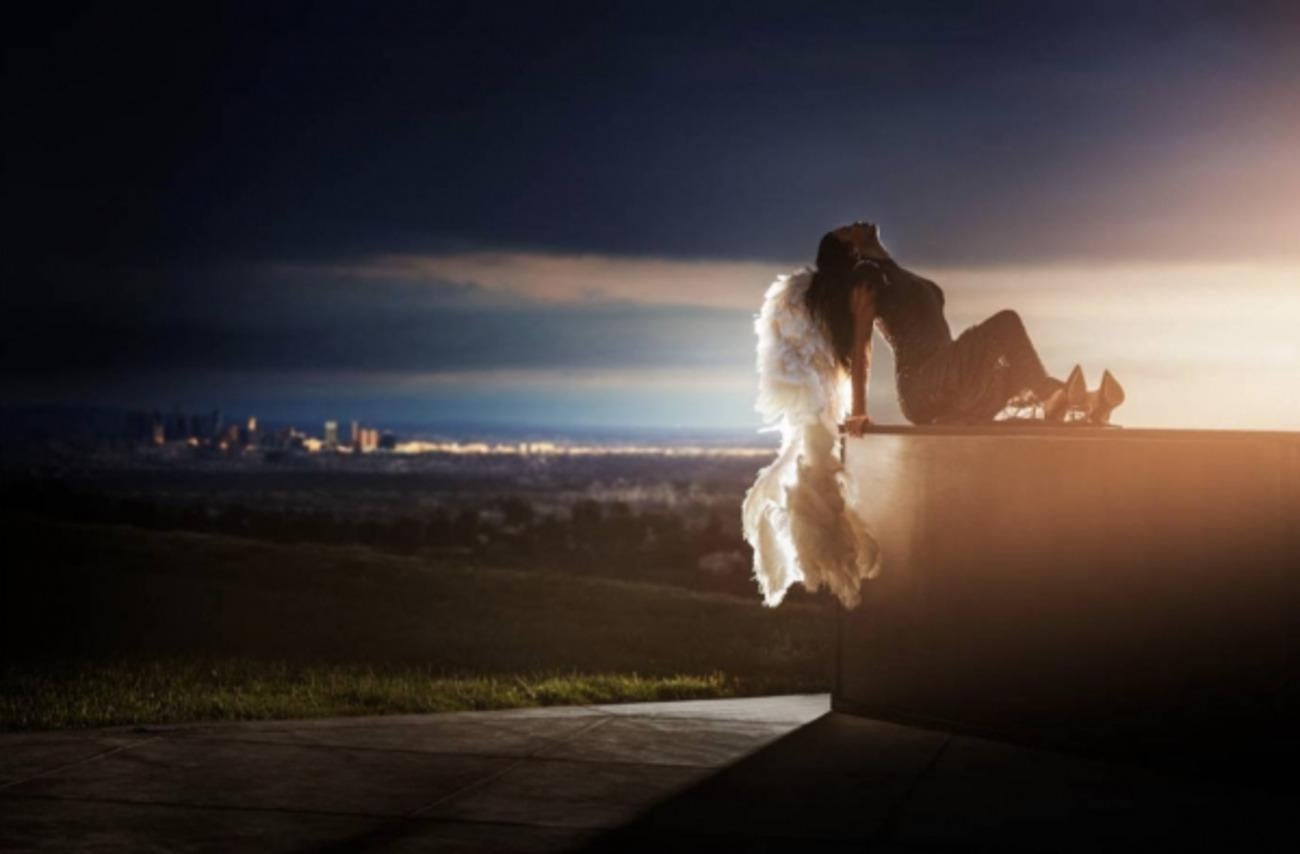 Serie: Paesaggi da sogno
Tutte le dimensioni e le edizioni disponibili per ciascuna dimensione di questa fotografia:
30" X 45" - Edizione di 10
48" X 72" - Edizione di 7
48" X 72" - Edizione di 3; Lightbox

"I Dreamscapes di Drebin ci trasportano