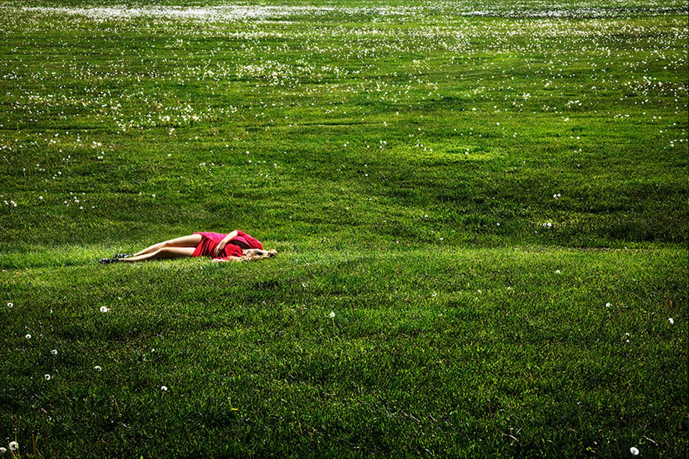 David Drebin – Limited Edition Chromogenic Print (Mounted and Framed)

Available Sizes:

30 x 45 inches (75 x 110 cm) - Edition of 10

48 x 72 inches (120 x 180 cm) - Edition of 7

Discover the cinematic brilliance of internationally acclaimed