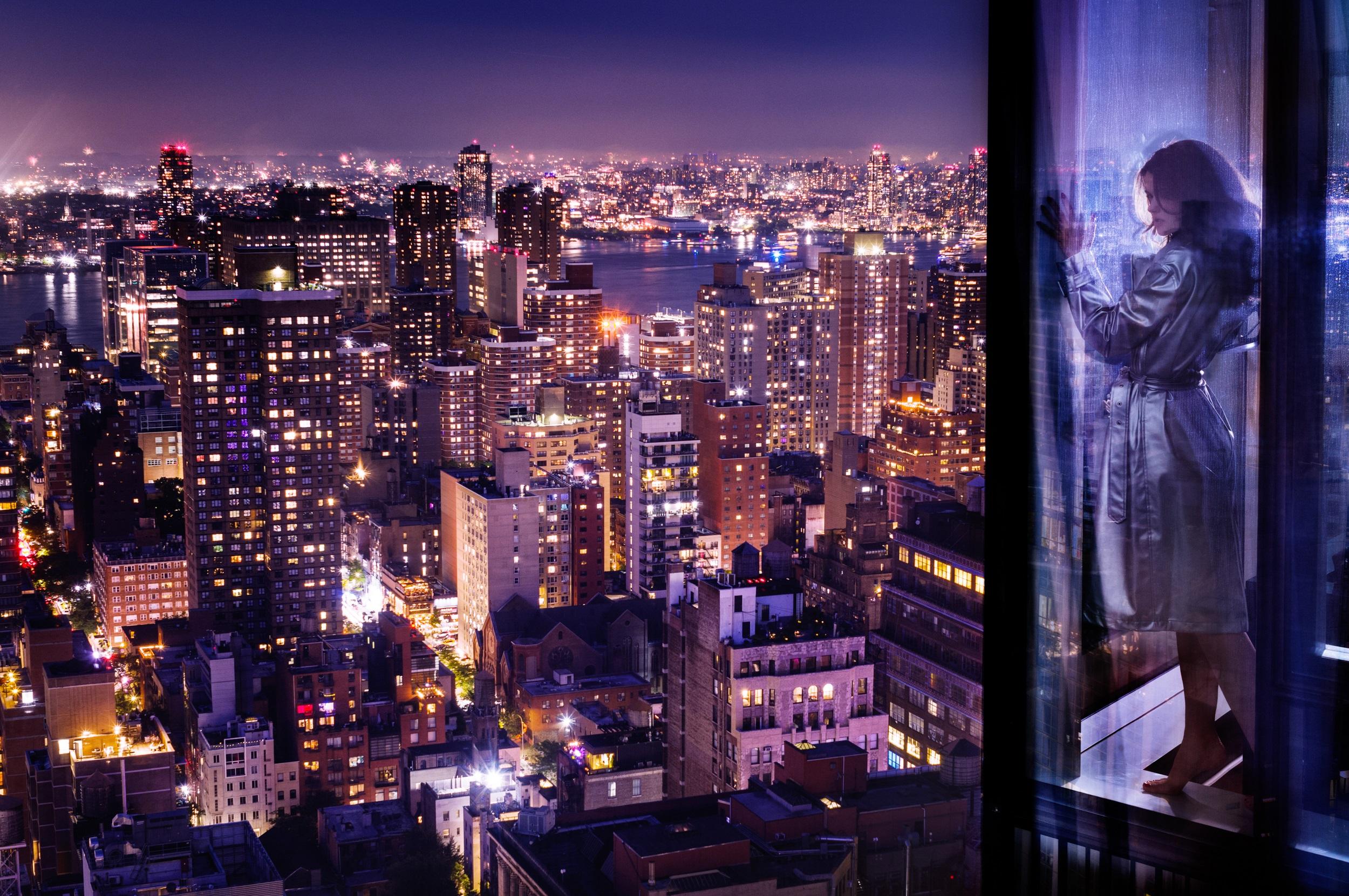 David Drebin Portrait Photograph - Manhattan lover