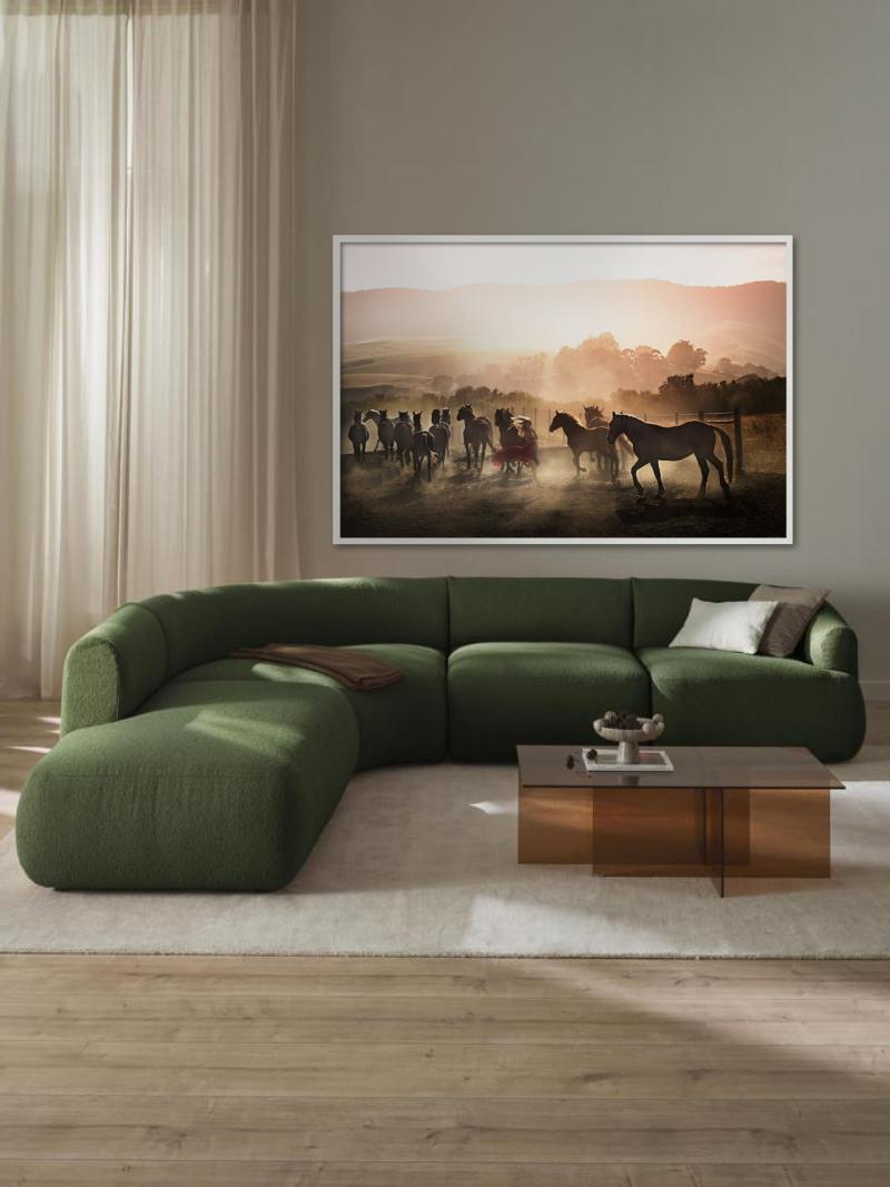Running Wild - Woman in Red Running Between Horses, photographie d'art, 2014 - Contemporain Photograph par David Drebin