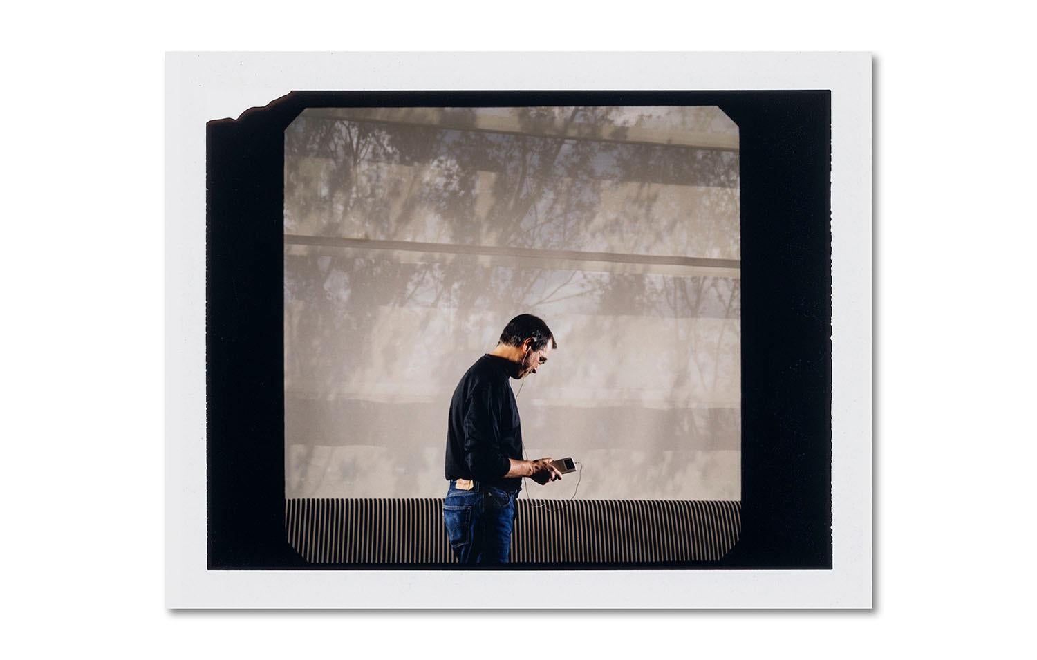 Steve Jobs Polaroid, contemporain, portrait, photographie, célébrités