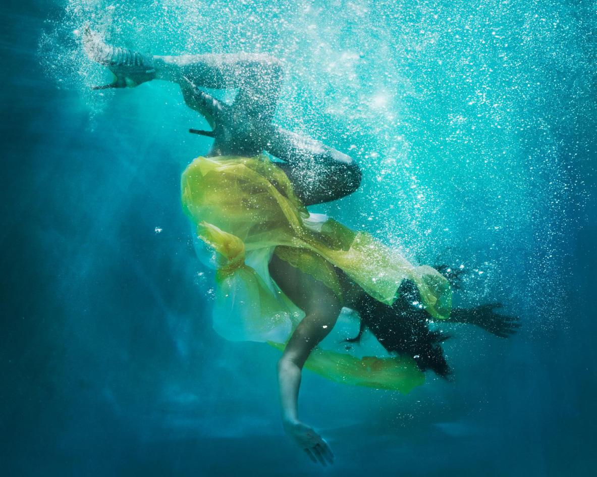 Supernova, Chromogenic Print, Contemporary Portrait, Underwater